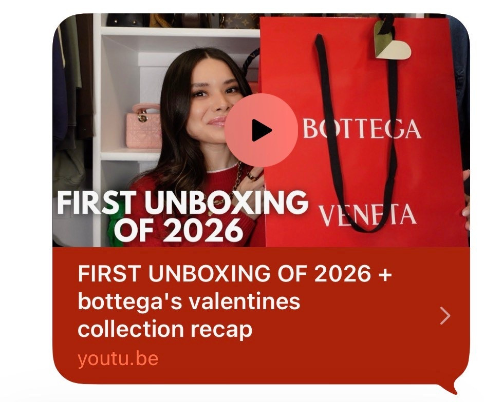 bottega valentines day collection is here !!!!

Mini andiamo, andiamo clutch, bottega hop, bottega jodie, bottega dust bag

#LTKValentine