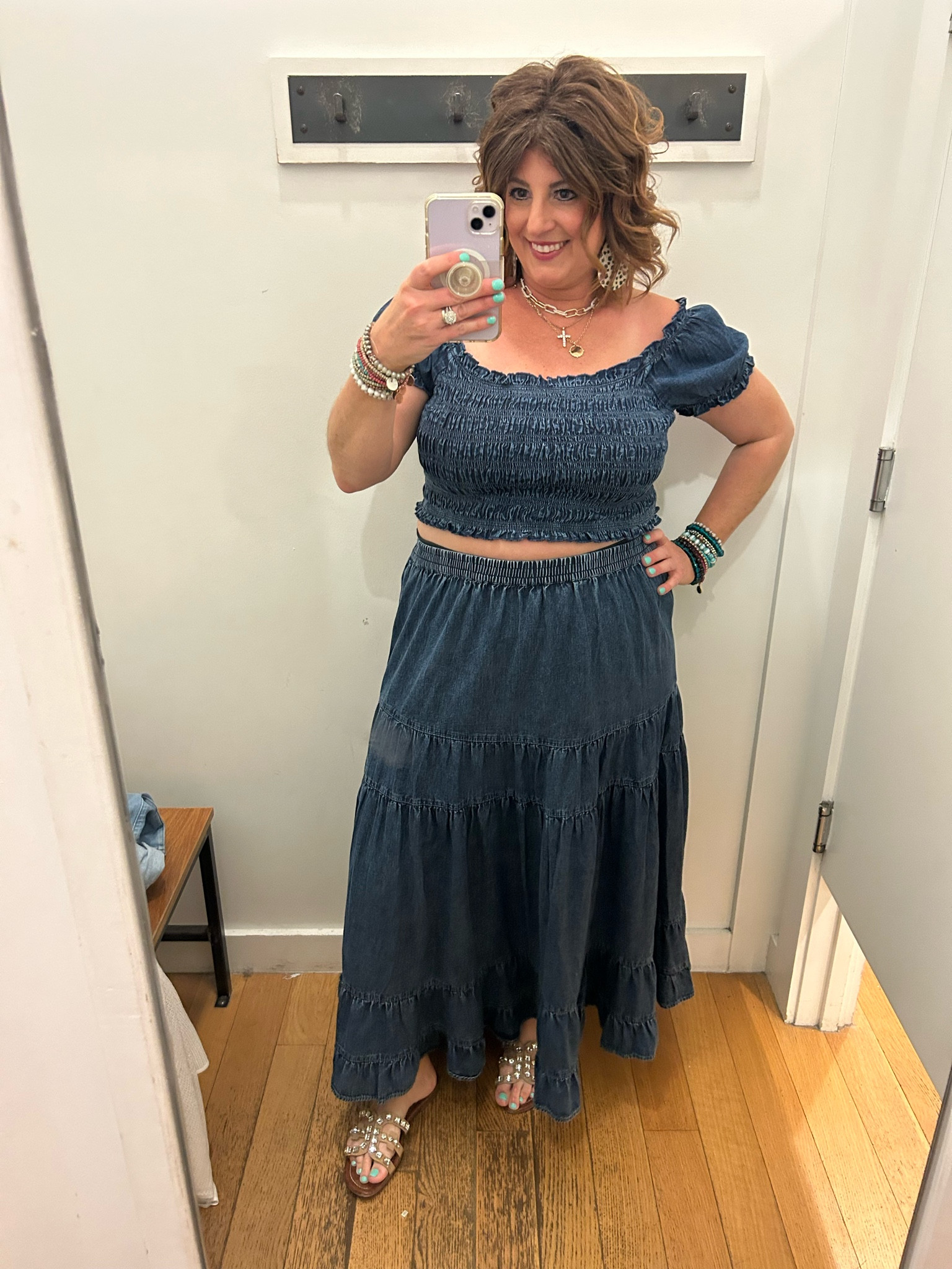 Cutest little set from American Eagle! Unfortunately the top is still out of stock & it won’t allow me to link it for you. I linked similar options. Skirt is in stock in all sizes! So comfortable! Wearing xl in both pieces. #summer #crop #offtheshoulder

#LTKMidsize #LTKTravel #LTKParties