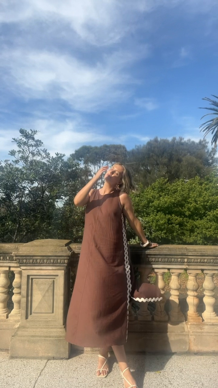 The chuck and go dress! 

#LTKmidsize #LTKsummer #LTKaustralia