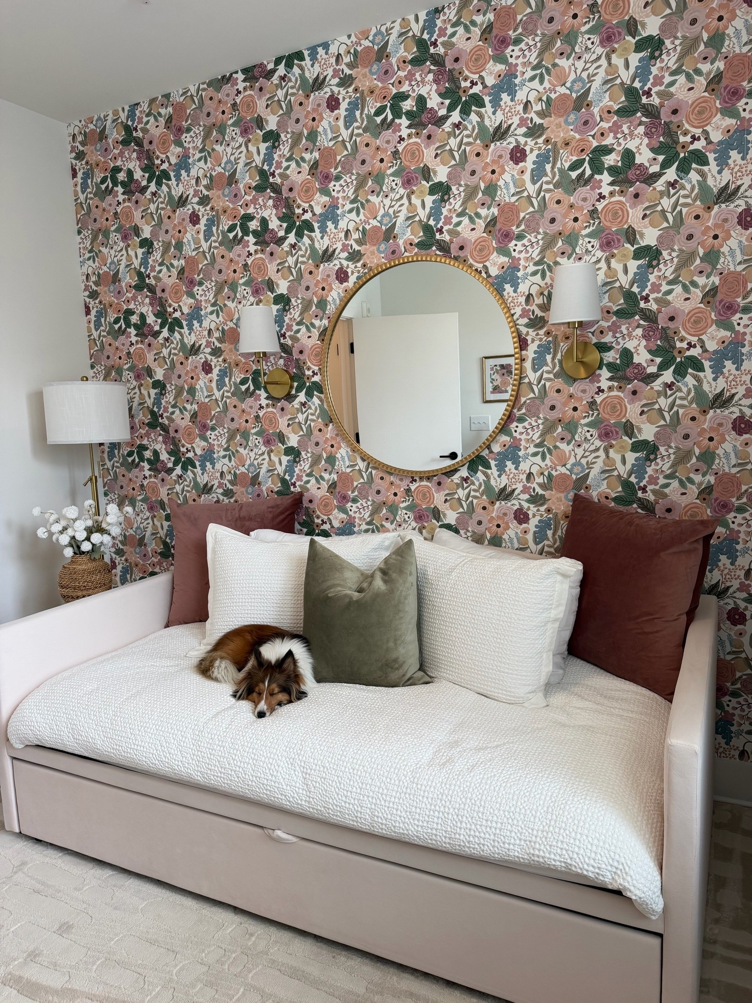 This mirror was such a good find and exactly what this wall needed ✨

#homedecor #amazonfinds

#LTKSaleAlert #LTKHome #LTKdayinmylife