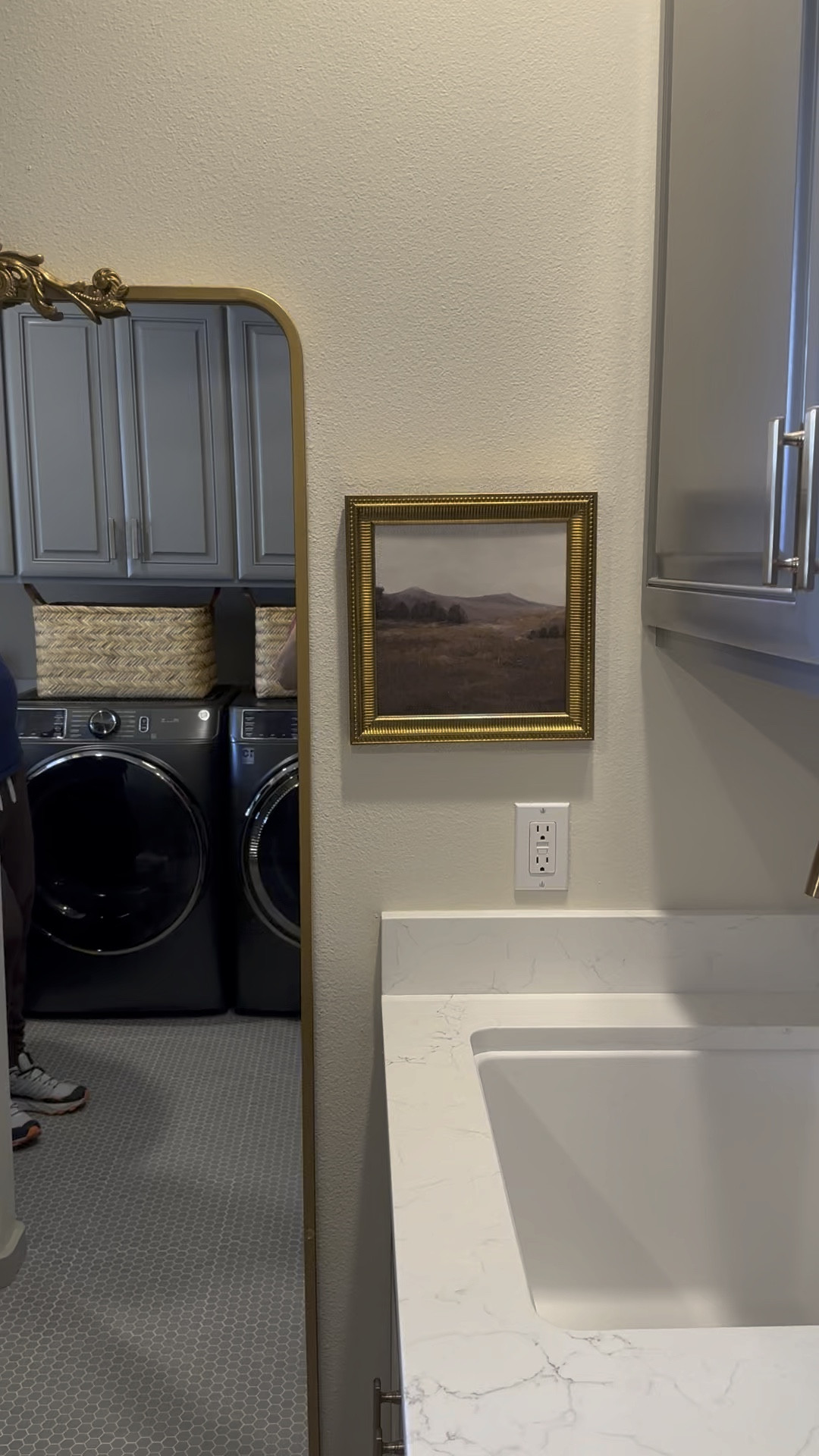 Refresh your laundry mudroom in a snap! With a few quick updates, you can transform your small space into a multi-functional powerhouse. 

Think stylish storage, durable flooring, and a splash of fresh paint—your laundry room just got a whole lot more fun and functional!

#LTKSaleAlert #LTKHome #LTKStyleTip
