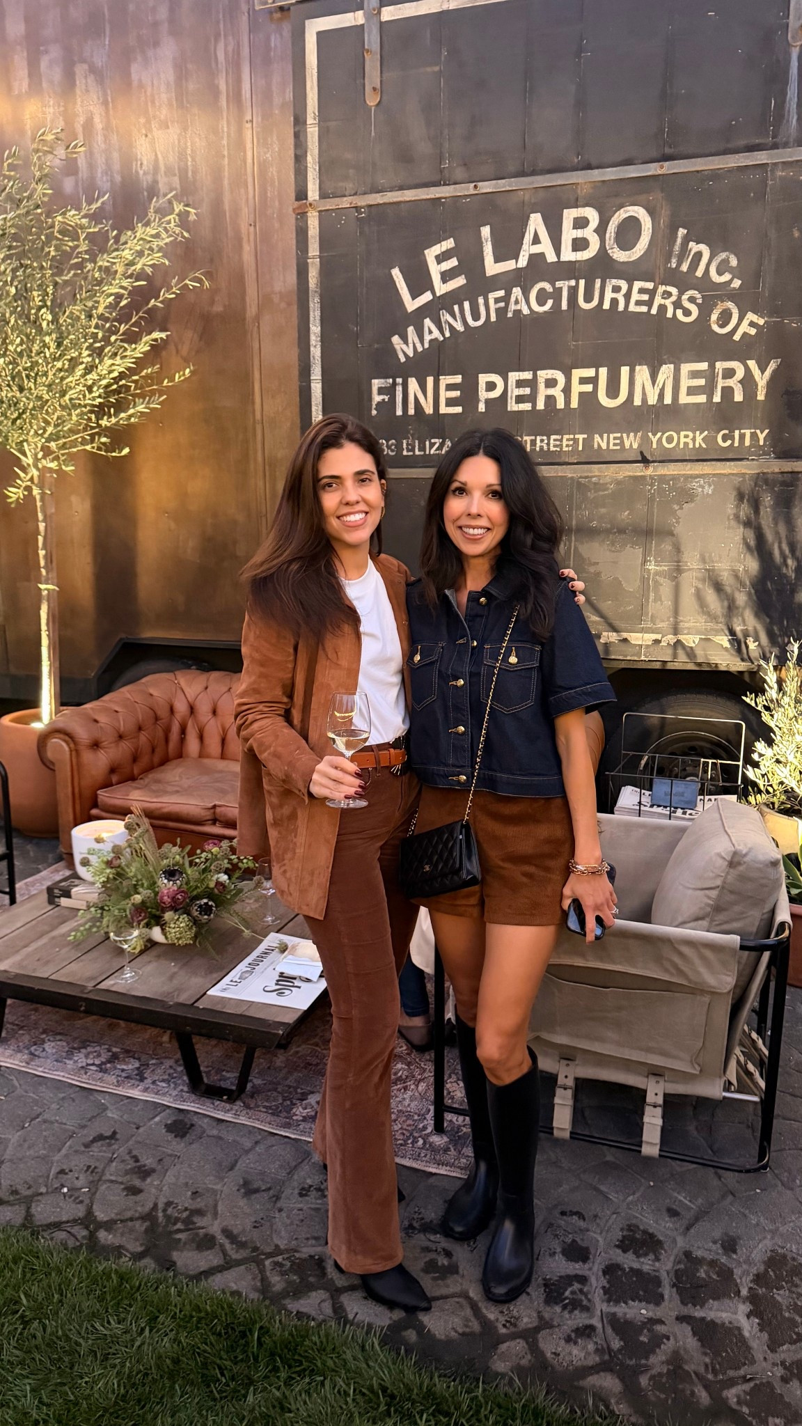 How to wear shorts in the fall 🍂
-corduroy shorts in this gorgeous butterscotch hue. I’m wearing an xs.
-dark blue denim cropped jacket with gold buttons. So cute and on sale. It runs slightly big. I’m wearing a size xs.
-Chanel wallet on a chain.
-black riding boots that are waterproof. Go up a whole size. They run narrow and small, but are amazing quality. 

Corduroy shorts 
Fall shorts with boots
Boots with shorts
Fall look
Dark denim jacket 
Black equestrian boots 

#LTKShoeCrush #LTKOver40 #LTKSaleAlert