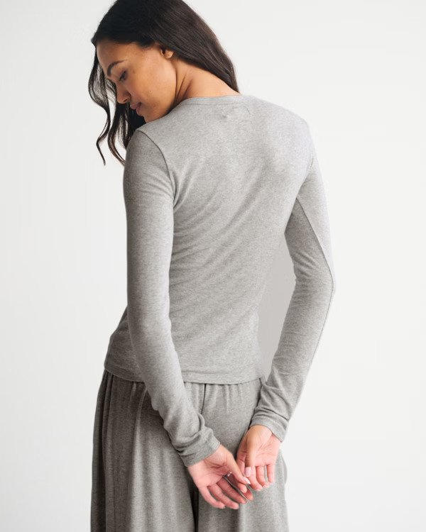 Long-Sleeve Cozy Lounge Knit Tee | Abercrombie & Fitch (US)