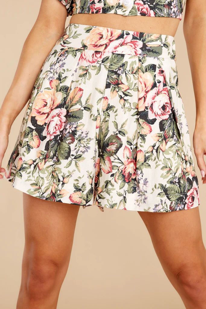 Perfectly Together Cream Floral Print Shorts | Red Dress 