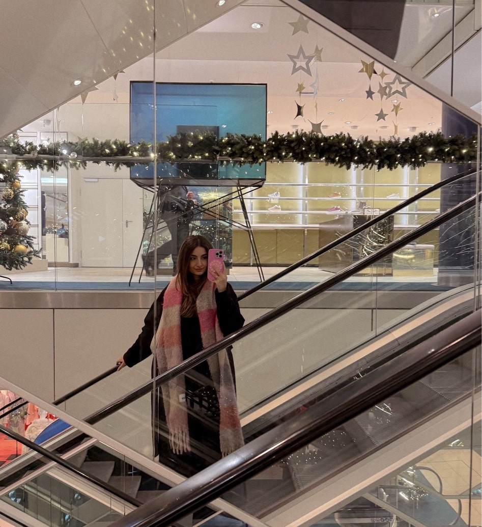 Coat and scarf season 

#LTKstyletip #LTKwinter #LTKdeutschland