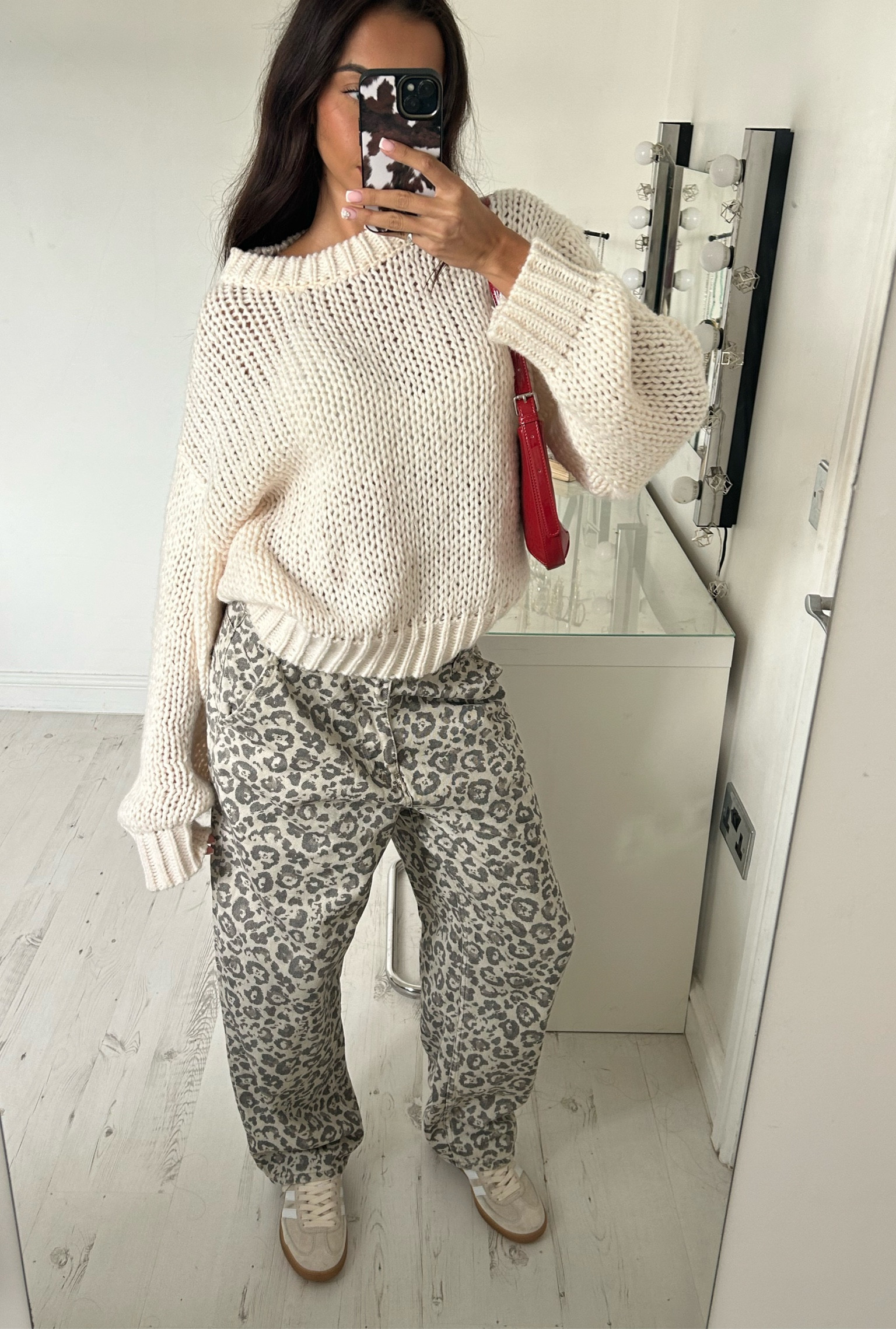 dreamy autumn fit🍂🤍☎️

#LTKautumn #FashionMonth #LTKuk