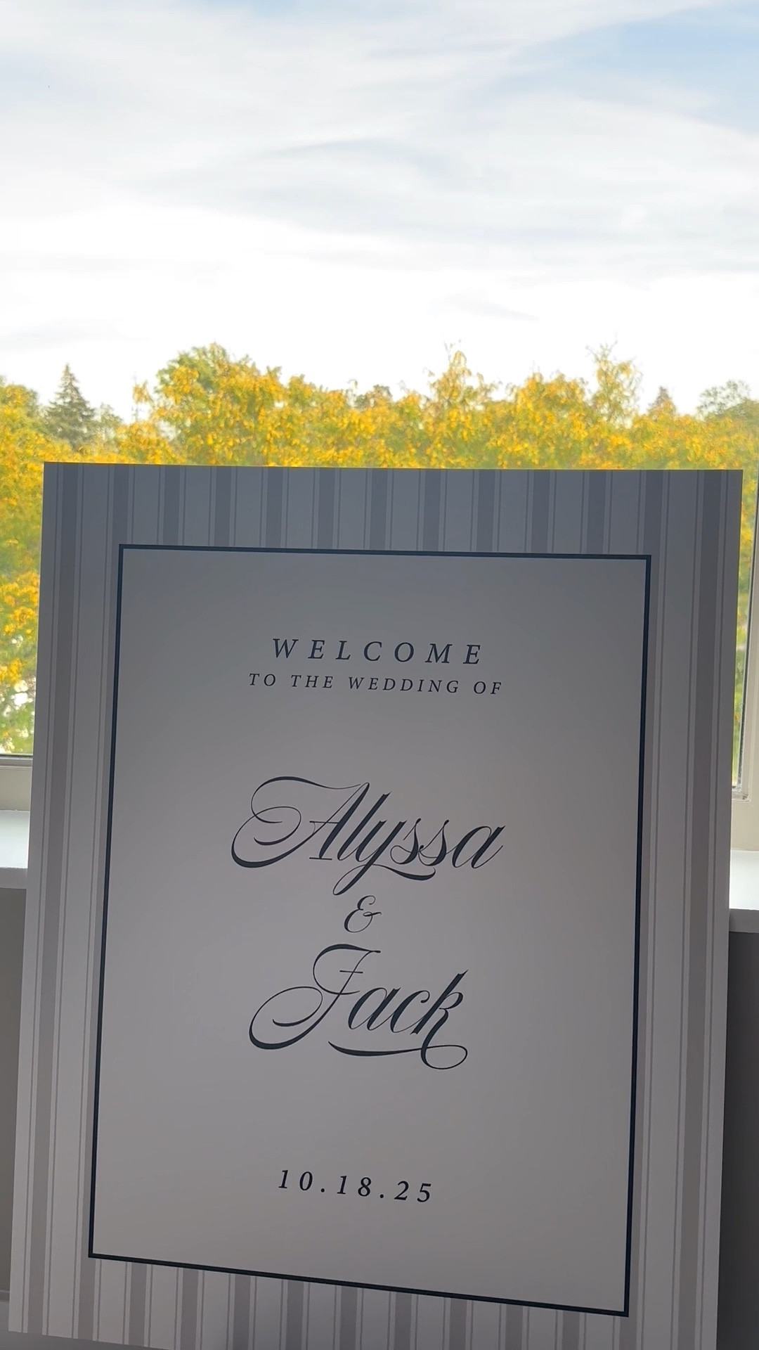 welcome sign! 

#LTKWedding
