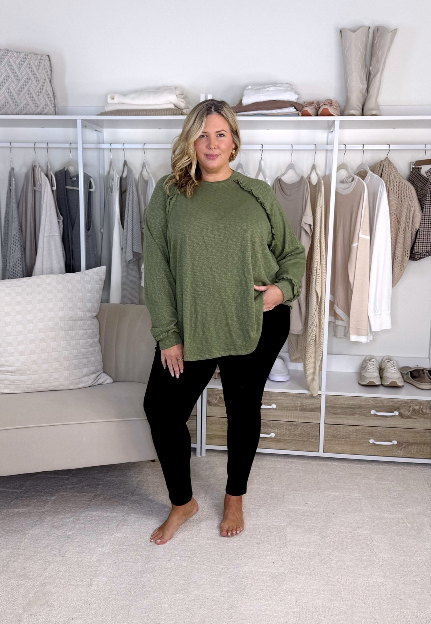Wearing a 2X in all the tops! The jeans are a little tight so I’d size up! Plus size, outfit inspo, fall fashion, mom life, apron belly

#LTKPlusSize #LTKMidsize #LTKSeasonal