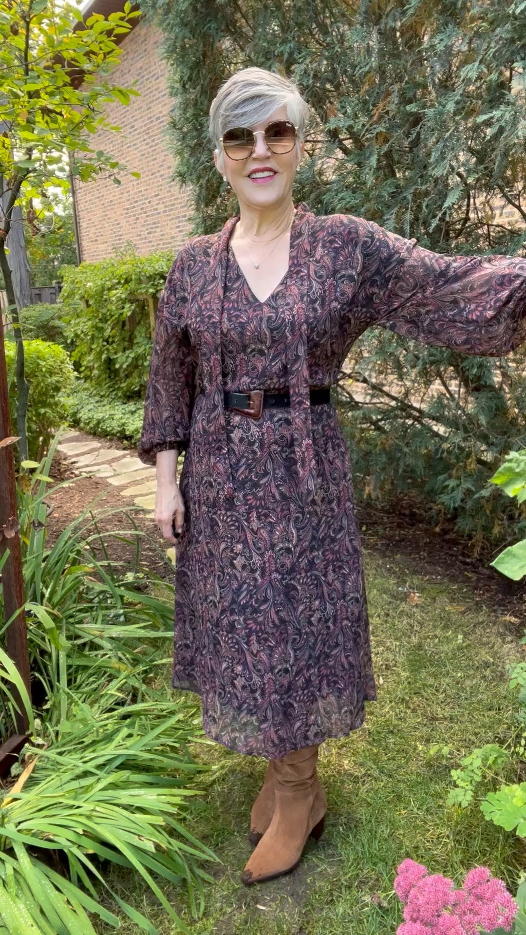 Family photo look/ workwear/ Evereve midi dress (S) / boots / suede belt

#LTKstyletip #LTKSeasonal #LTKfamily