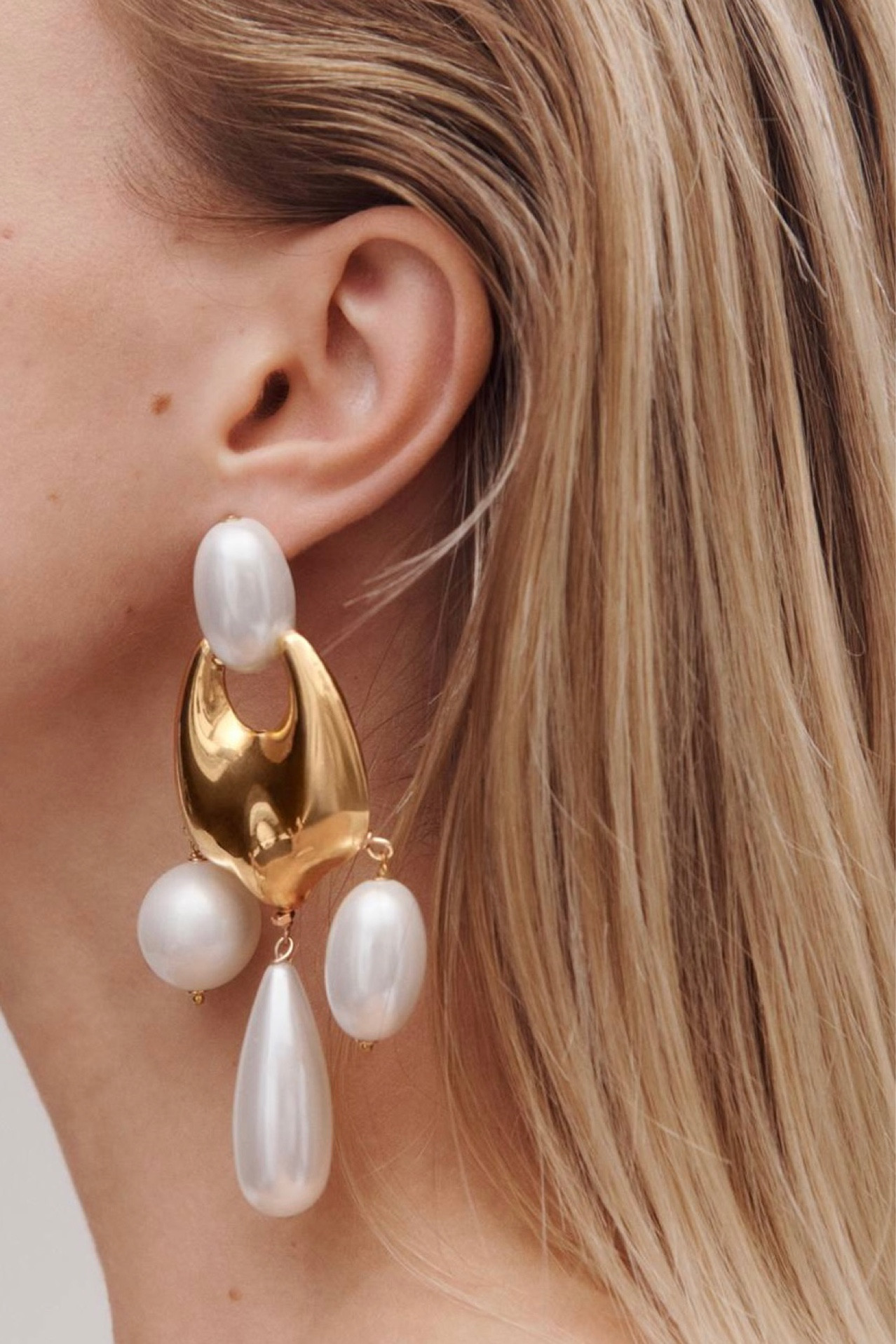 Jewelry, costume jewelry, accessories, earrings, party earrings, chandelier earrings.

#LTKHoliday #LTKCyberWeek #LTKstyletip