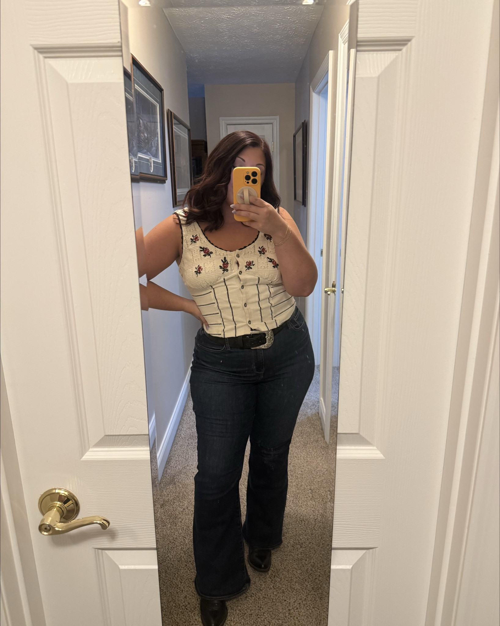 A little western charm with a flattering everyday fit 🤍✨ This embroidered tank paired with dark wash flare jeans is the perfect combo for a casual day out or a night of line dancing! Comfortable, cute, and easy to dress up with your favorite boots 🤠 

Wearing a size large top. Wearing a size 14 in the jeans. 

#LTKdayinmylife #LTKMidsize #LTKootd