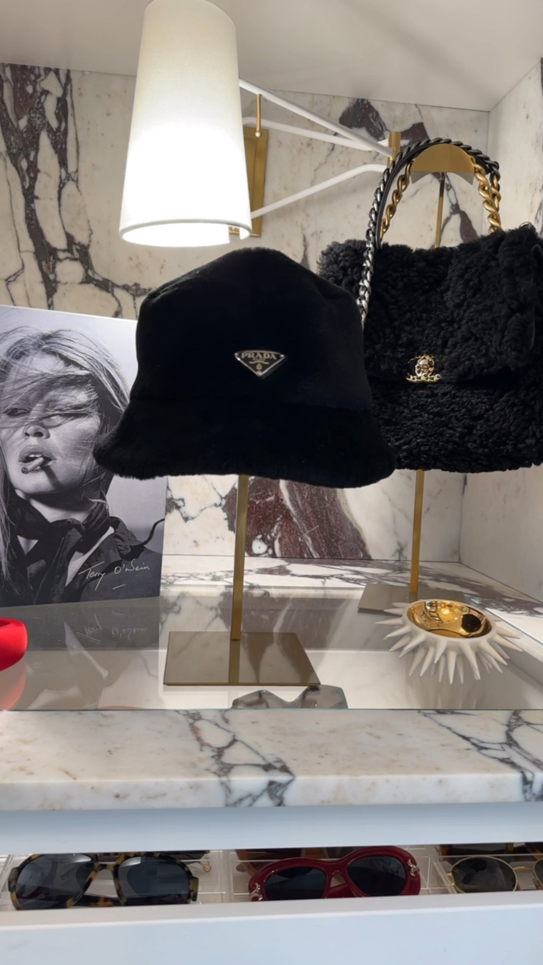 Amazon closet organization items that will elevated your closet instantly and help keep it organized 🙌✨