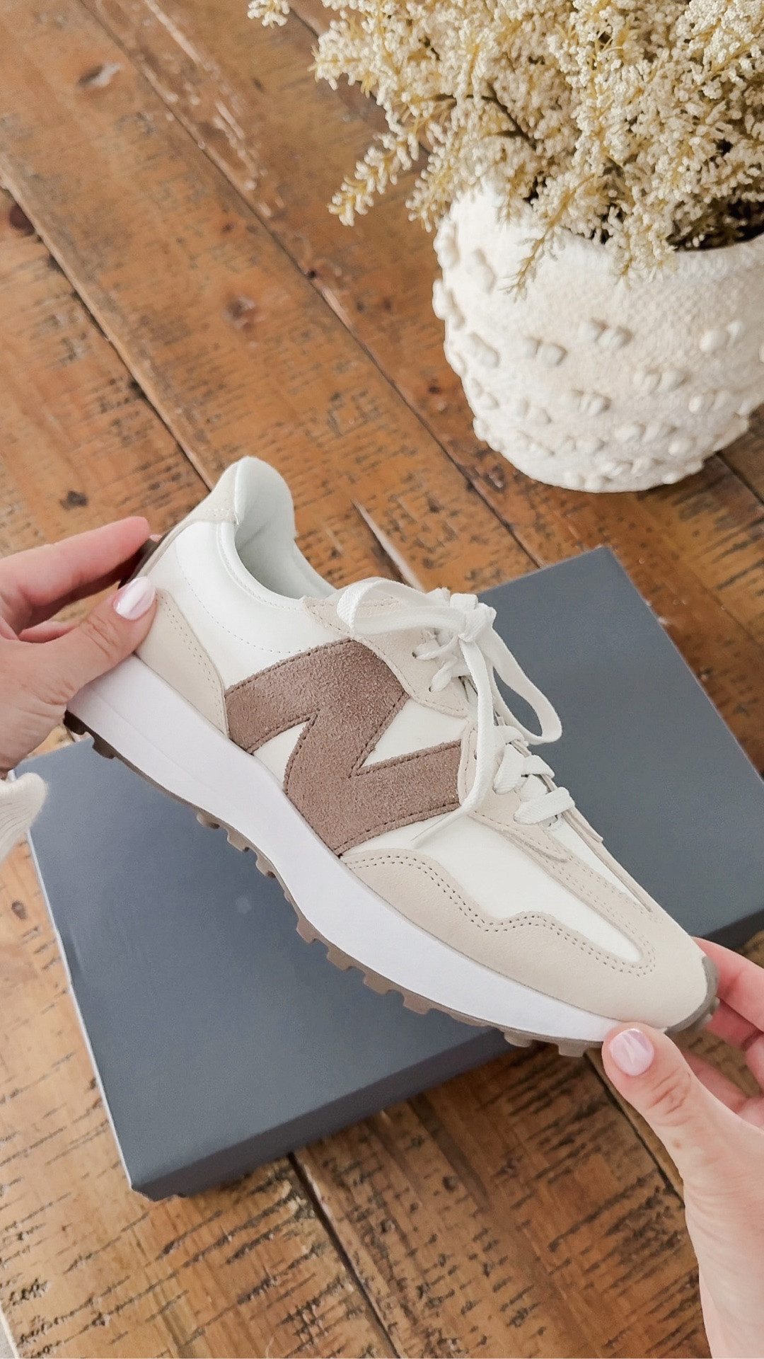 The perfect neutral sneaker for fall. 🤎
I love the stability and comfort that these New Balance lifestyle sneakers provide. This is my third pair, and I love walking miles and running everyday errands in these. They fit true to size. 👟

shoes | kicks | athletic | walking | running | neutrals | style | fashion | comfy | gym

#LTKActive #LTKSaleAlert #LTKootd