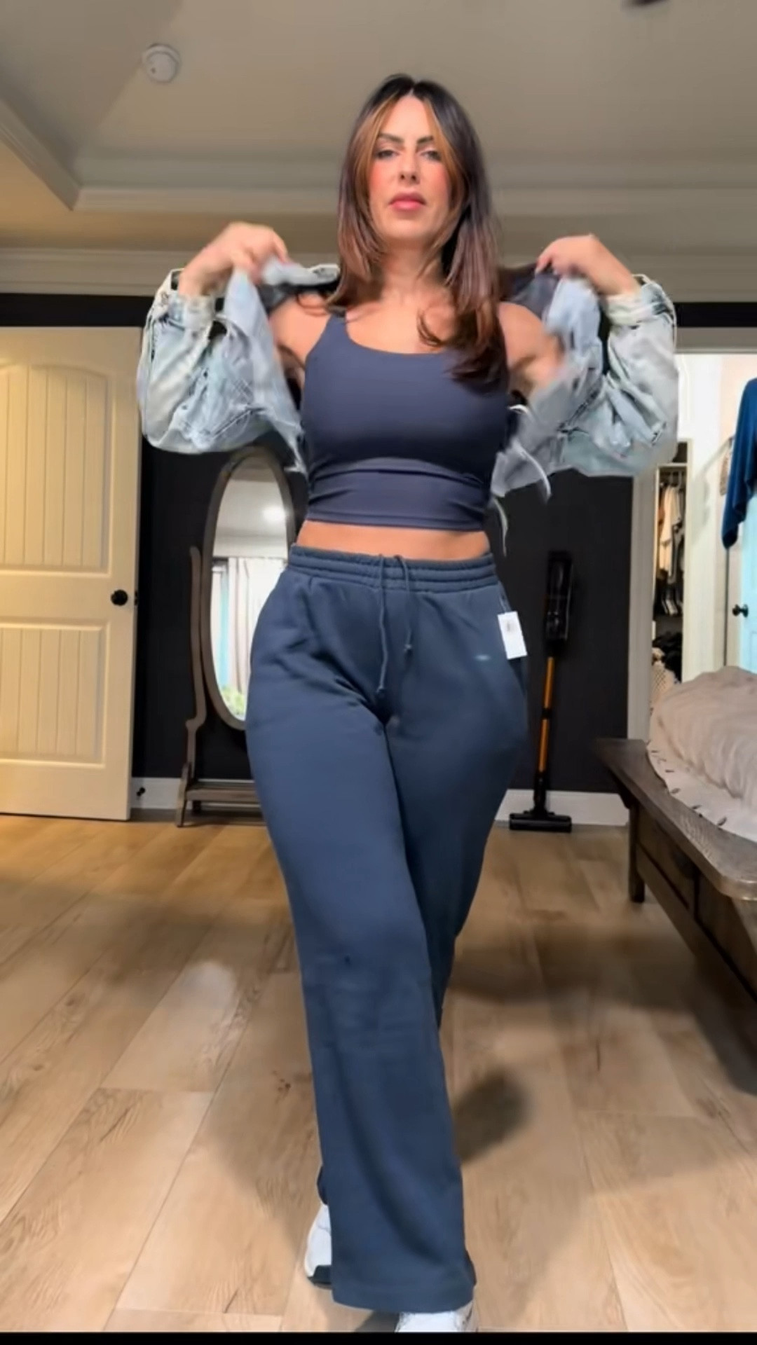 This look from Old Navy is the perfect comfy outfit for the airport! ✨✈️✈️

#LTKFindsUnder50 #LTKTravel #LTKStyleTip