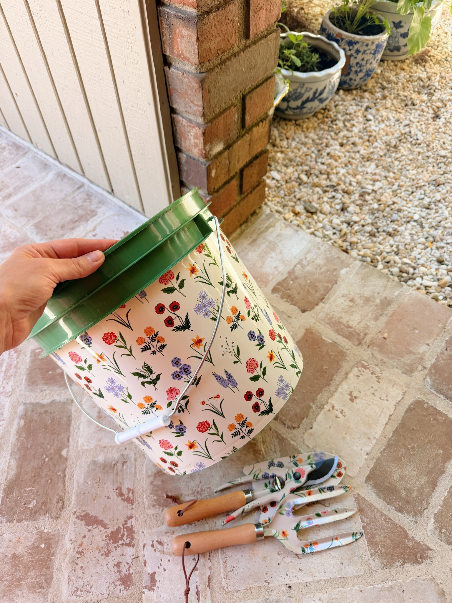 How fab is this garden bucket and garden tools?! 

#LTKHome