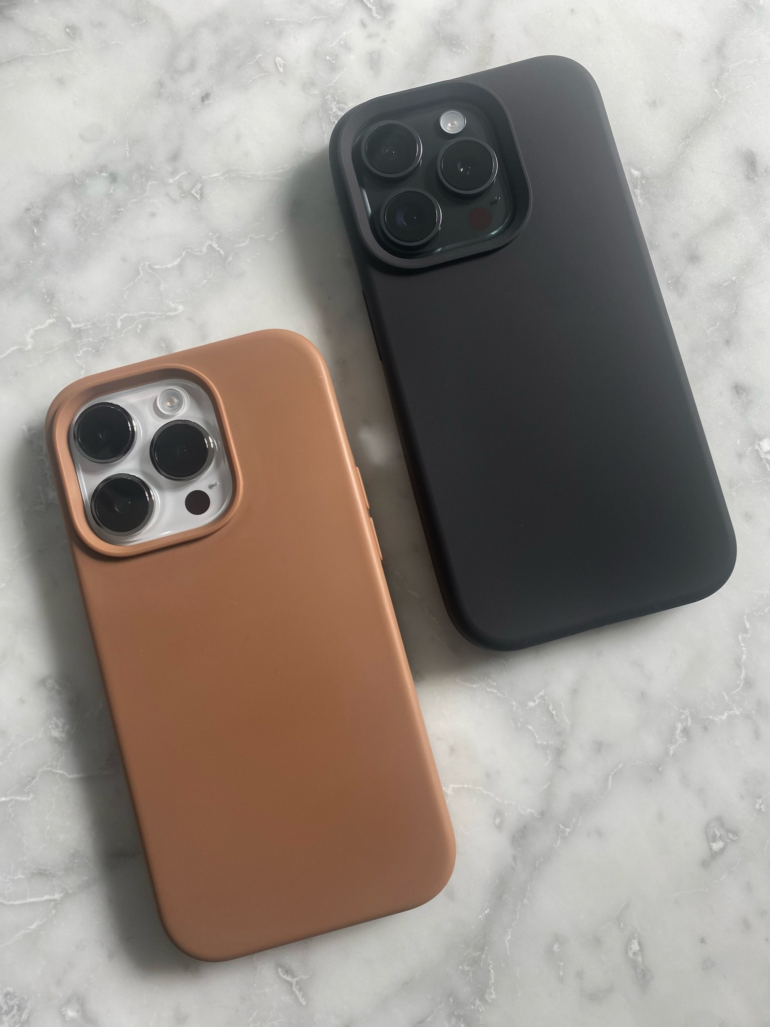 Shea McGee influenced me. My favorite iPhone silicone case (shown in light brown & black). Available for iPhone 7-17 series. 33 colors to choose from and under $17!

* To select your iPhone size, click my links, go to “visit the Cording Store” in upper left corner and select your iPhone model.

#LTKstyletip #LTKfindsunder50