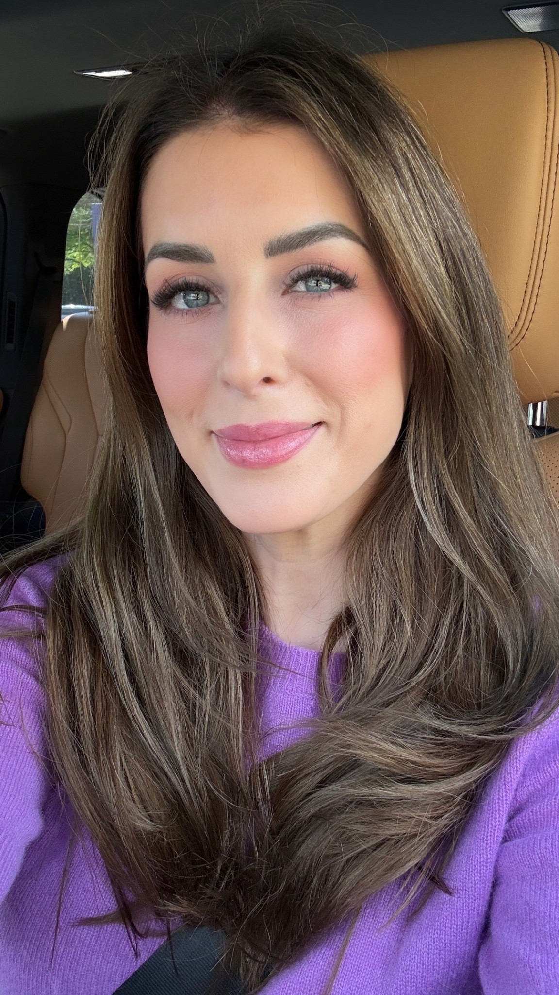Makeup on @j.cathell today! I used a combo on Patrick Ta and Dasique shadows for this look:) 
Face cream: Bonjout 
Blush: soft launch and just enough 
Lips: Chanel lip duo tender beige and sensual rose mixed
Contour: Gentle
Foundation: Estée Lauder 3n1 and Patrick ta fair 3
Corrector: Kosas Magic
Concealer: Patrick Ta fair 2
Highlight: Estée Lauder bronze goddess highlight 


#LTKmomlife #LTKmorningroutine #LTKBeauty