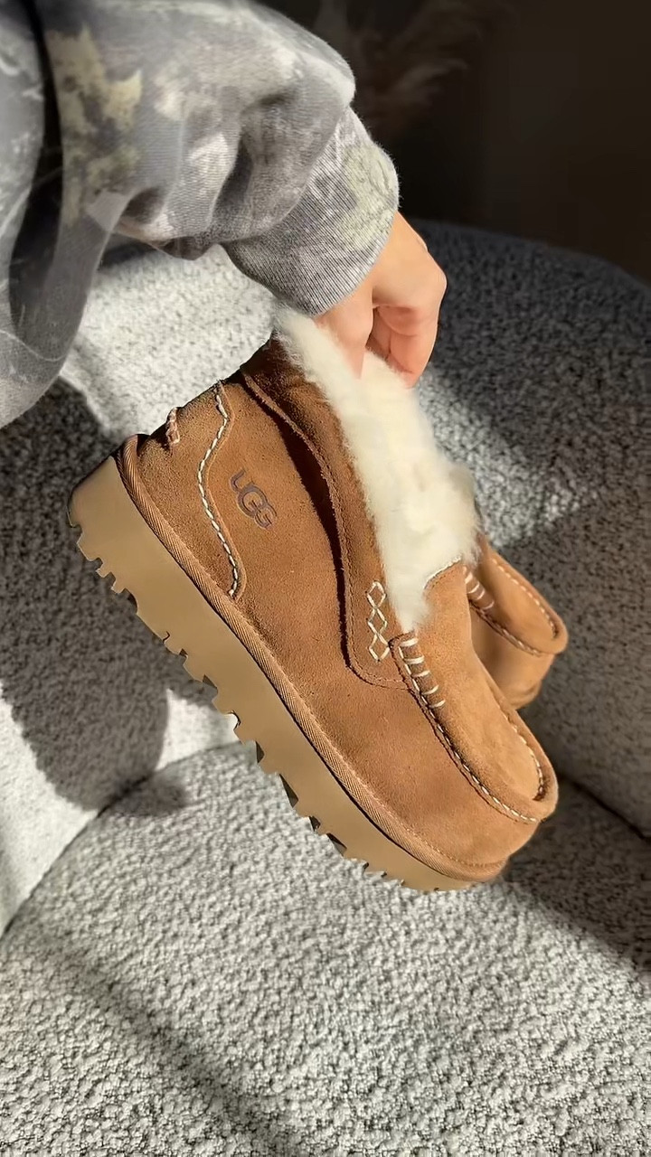 These UGGs are actually way better than I expected!!! You’re going to love them. I’ll have them linked on my LTK in the shoe section 🤍

#LTKCyberWeek #LTKGiftGuide #LTKHoliday