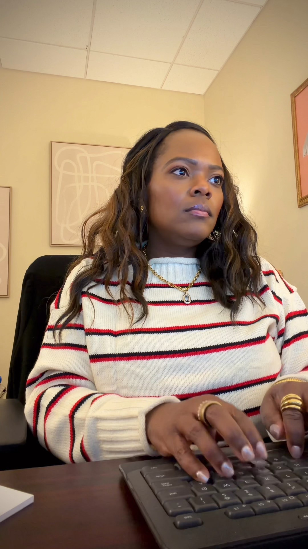 Come along with me on typical Friday night with me! Adding my OOTD!! 

#LTKdayinmylife #LTKvlog #LTKstorytime