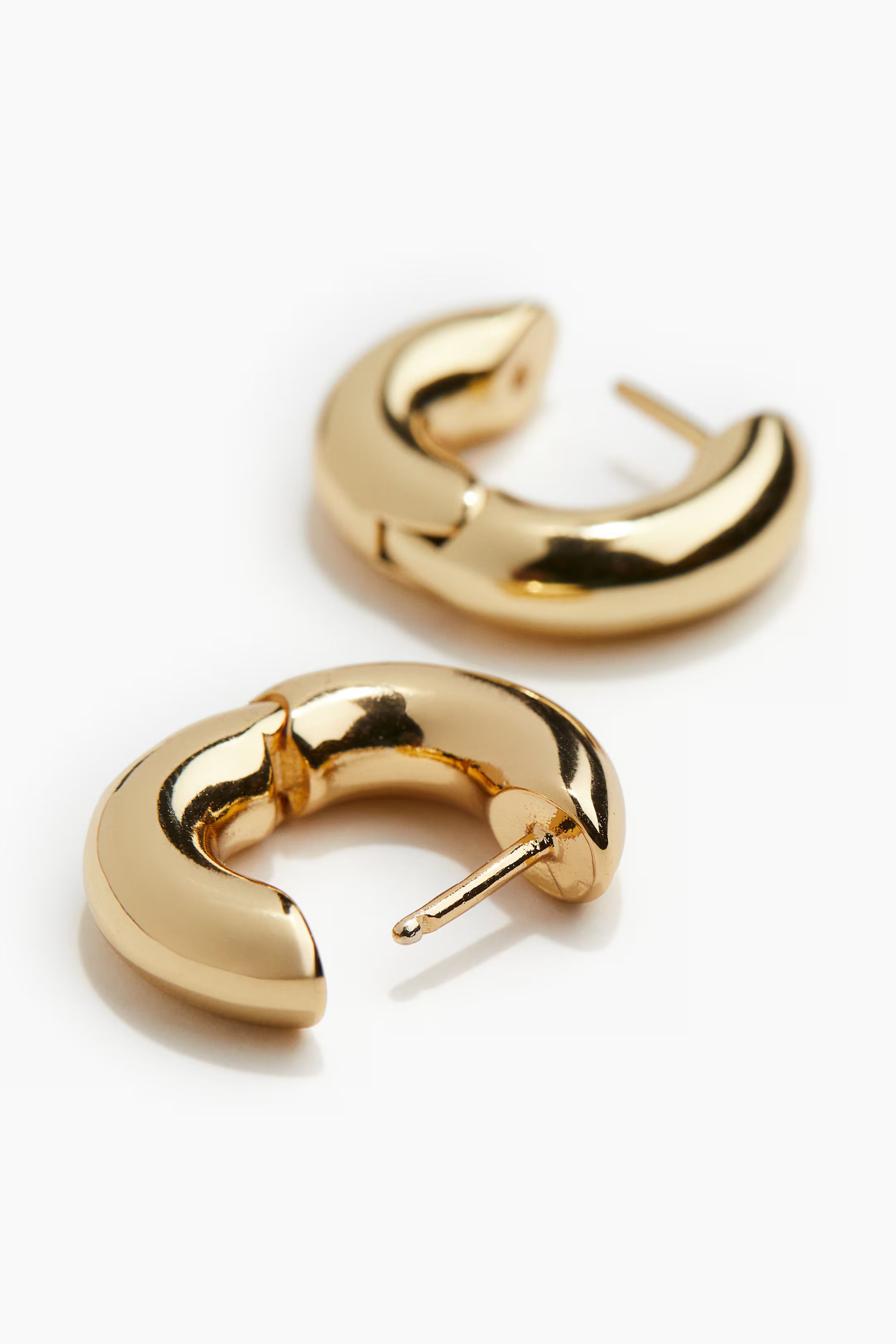 Gold-plated hoop earrings - Gold-coloured - Ladies | H&M GB | H&M (UK, MY, IN, SG, PH, TW, HK)