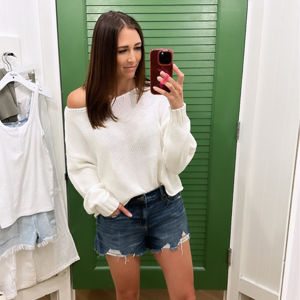 Loose knit summer sweater
Pull on shorts


#LTKstyletip #LTKSeasonal