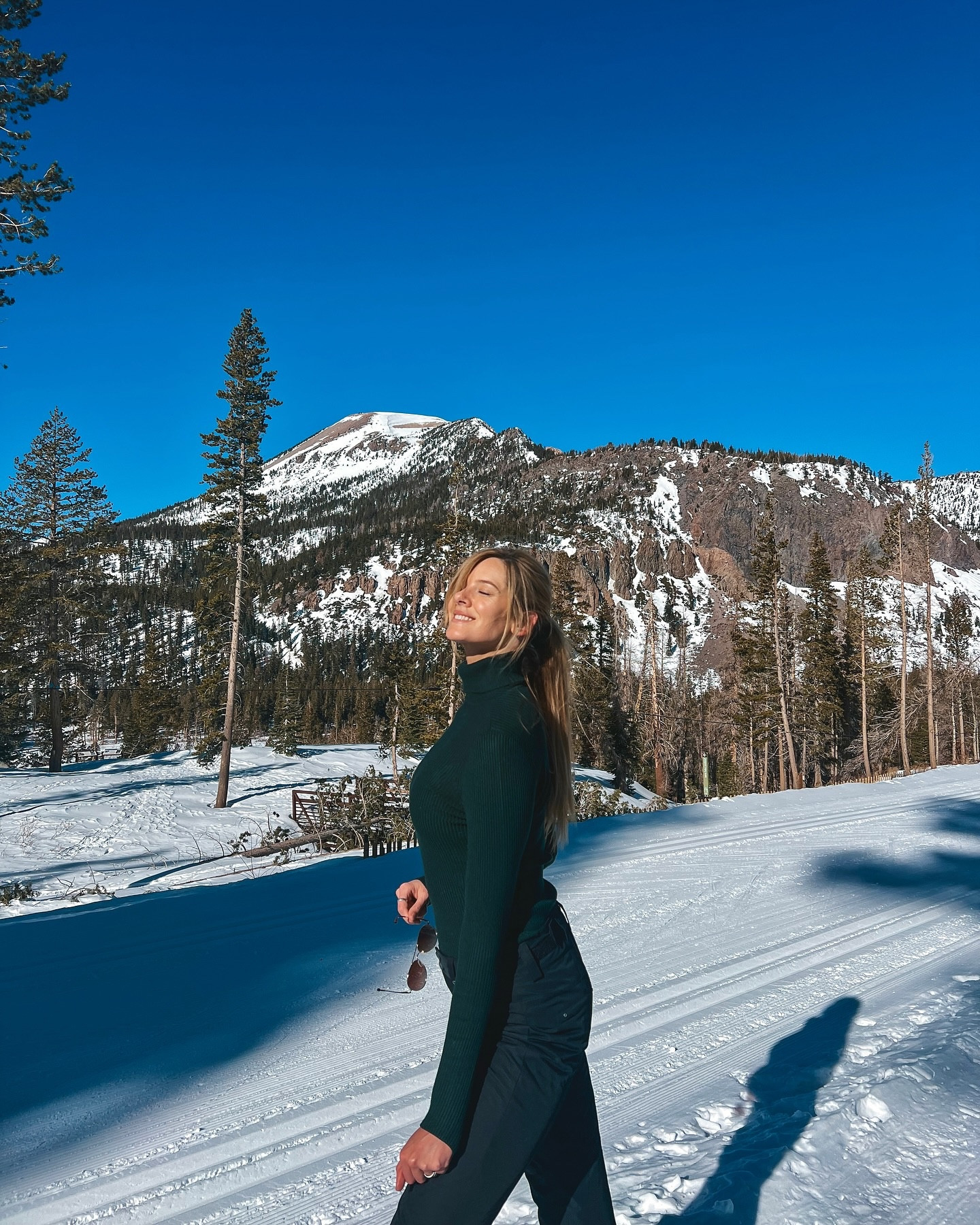 Top: M (sized up to be able to wear tanks underneath if it’s really cold!)
Pants: Old snowboarding pants
Shoes: 11

#LTKActive #LTKSeasonal