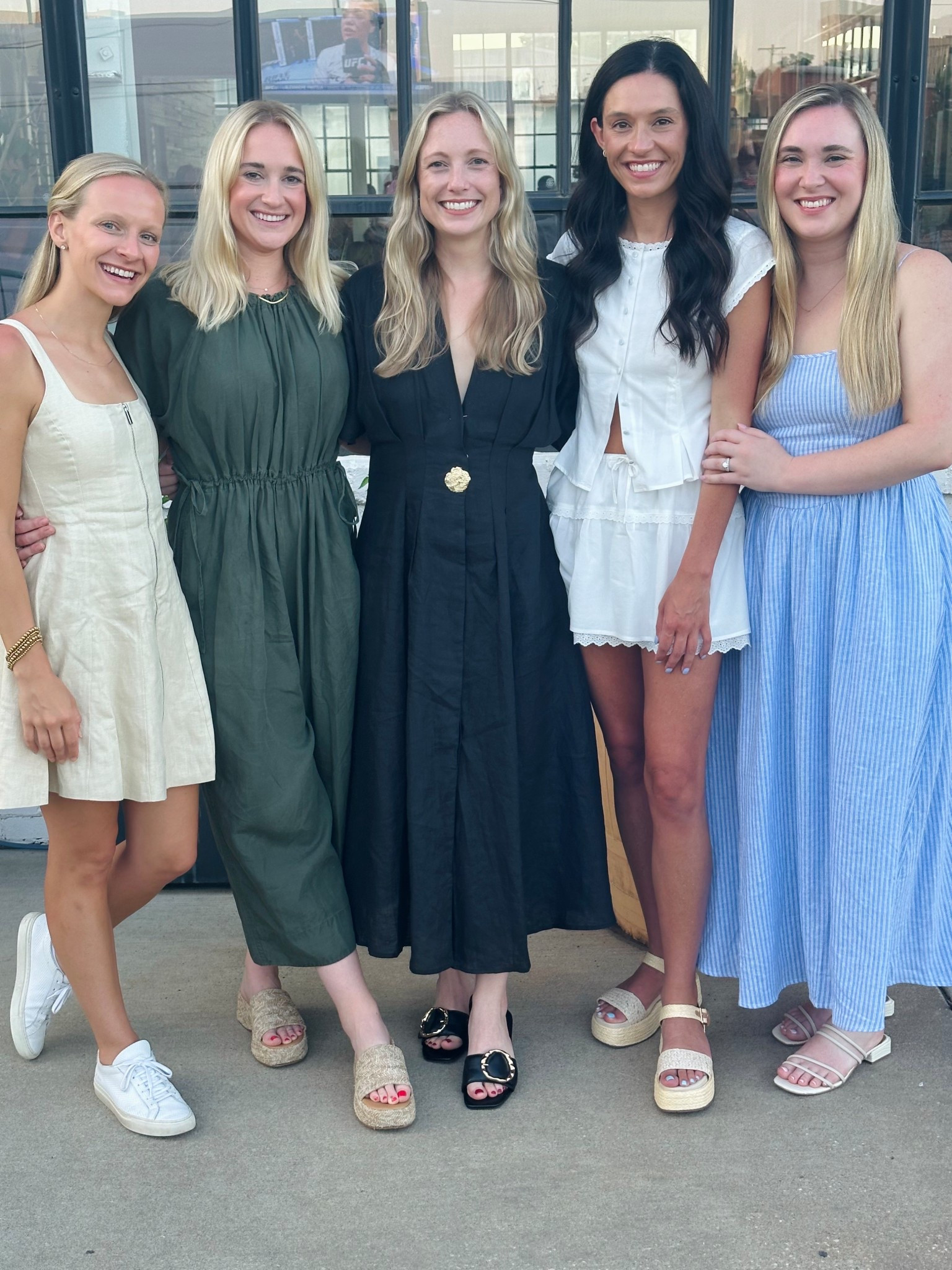 Reformation is life!!!

#LTKSeasonal #LTKFamily #LTKWorkwear