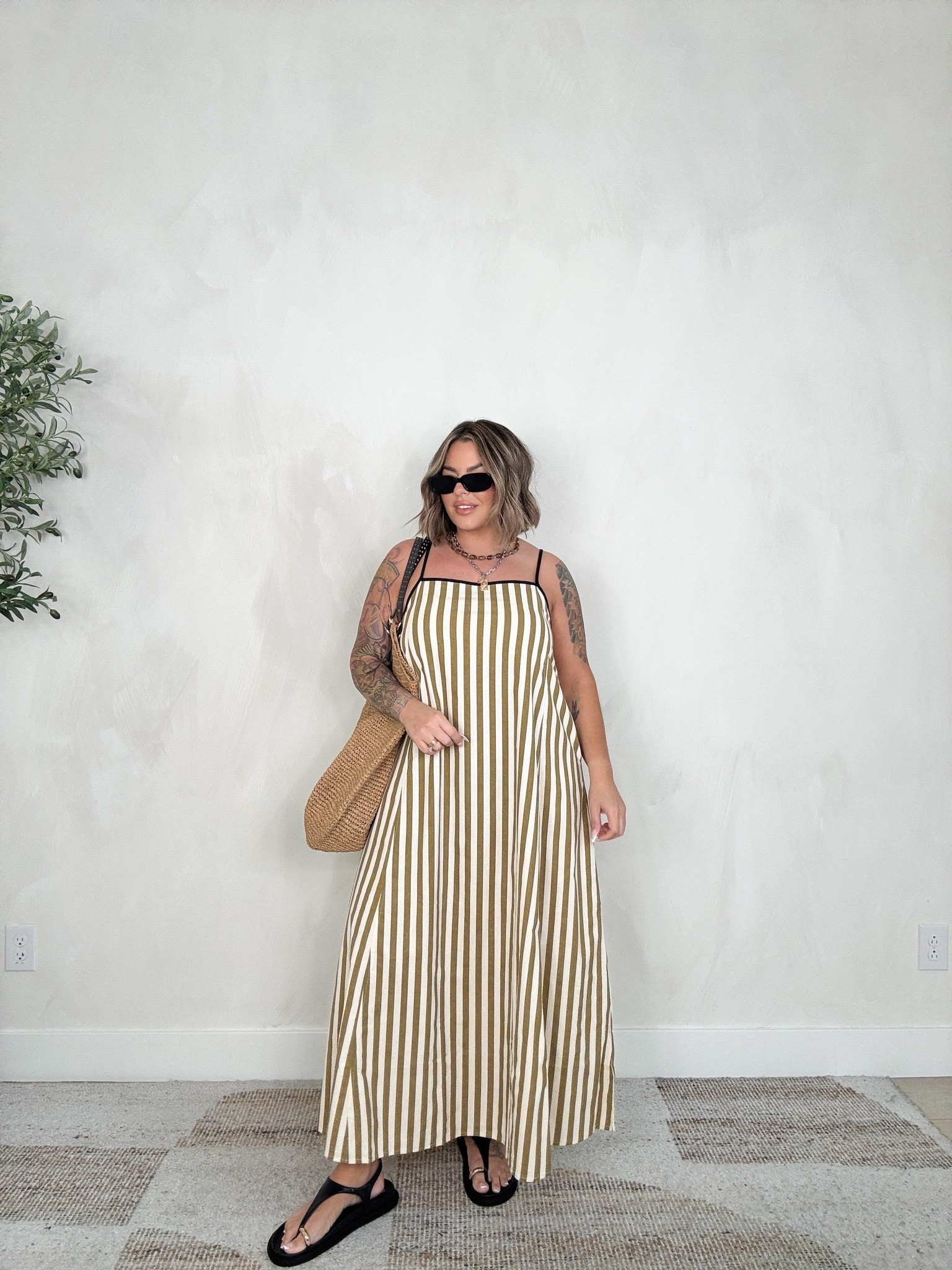 Euro summer vibes. 
Size XL In this dress 
#amazon #maxidress