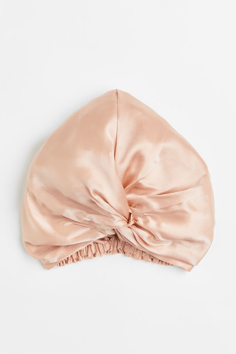 New ArrivalTurban in silk with a twisted detail at front and covered elastic at back.Weight33 gCo... | H&M (US)