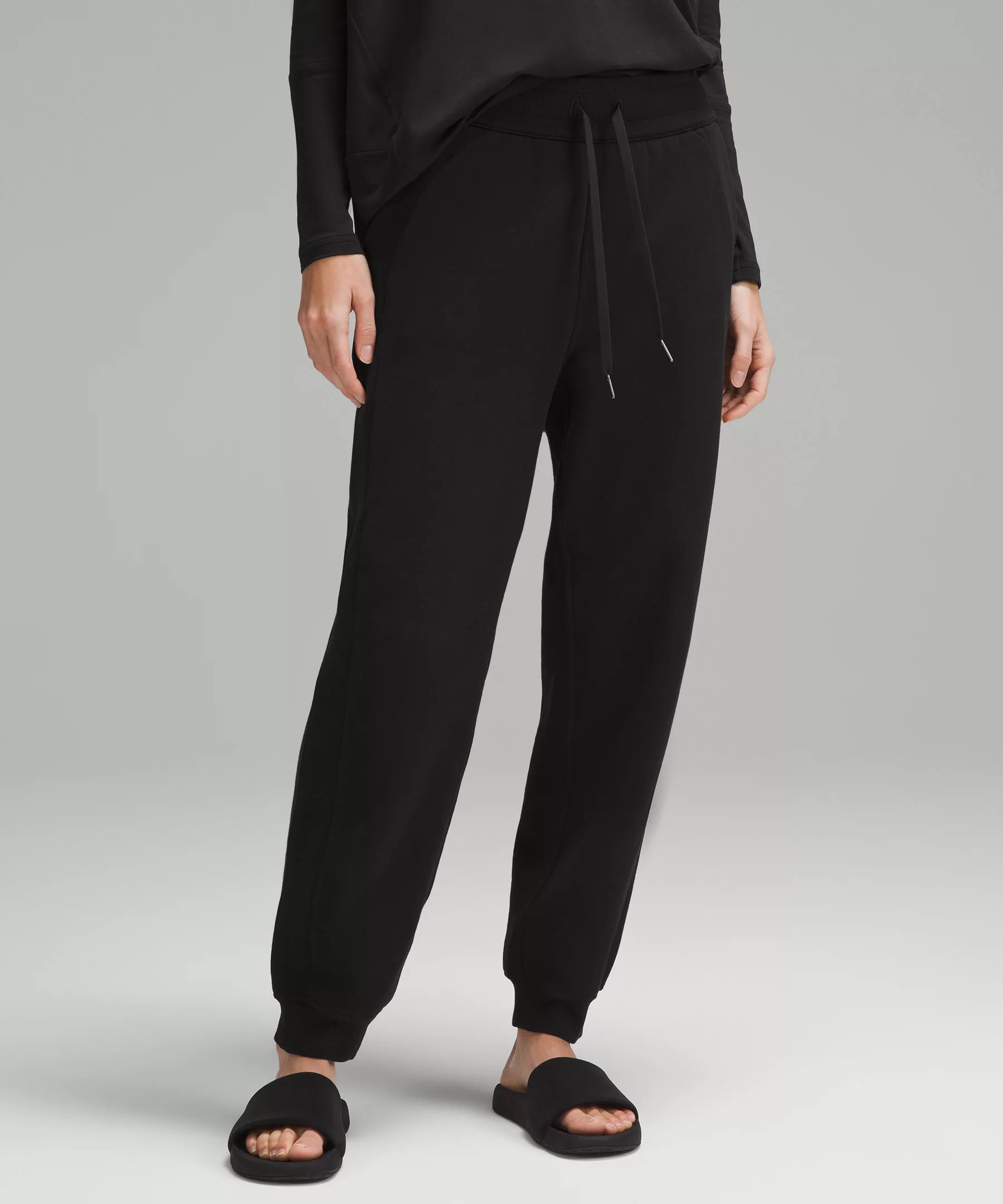 Scuba High-Rise Relaxed Jogger *Full Length | Women's Joggers | lululemon | Lululemon (US)