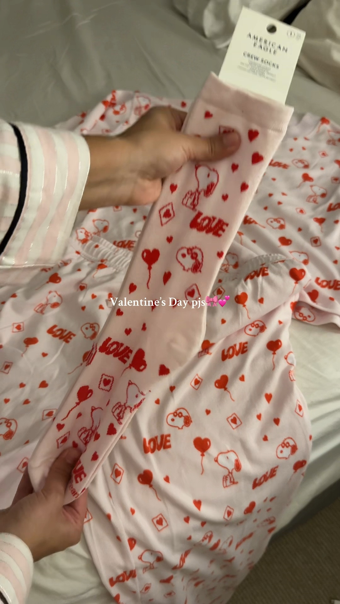 The cutest valentines pjs 🎀🤍🫶🏽

#LTKFindsUnder100 #LTKWatchNow #LTKSeasonal