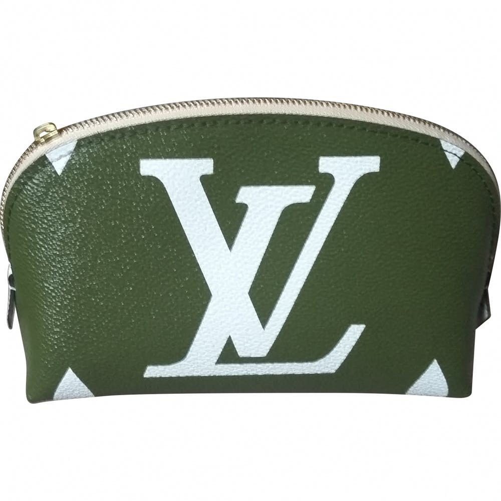 Louis Vuitton Clutches aus Leinen - Grün - 7947791 | Vestiaire Collective (Global)