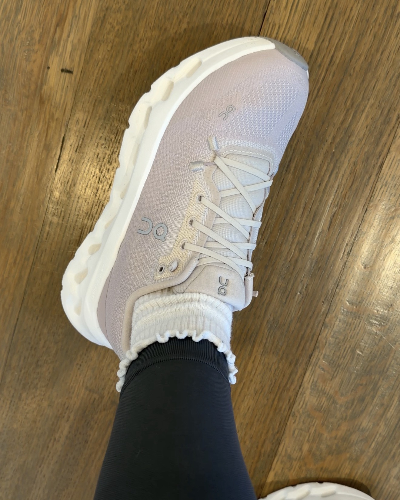 In my 40s and officially done gatekeeping 🤍

These are the things I’m actually telling my friends to buy — the fashion pieces I reach for on repeat, the home finds that make life feel calmer, the beauty + wellness staples that quietly do the heavy lifting.

Nothing trendy-for-a-week. Nothing high maintenance. Just things that make everyday life easier, better, and a little more pulled together.

If you’ve ever asked me “is this worth it?” — this carousel is my answer.

Comment SHOP and I’ll send you everything 🤍


#LTKPetite #LTKOver40 #LTKHome