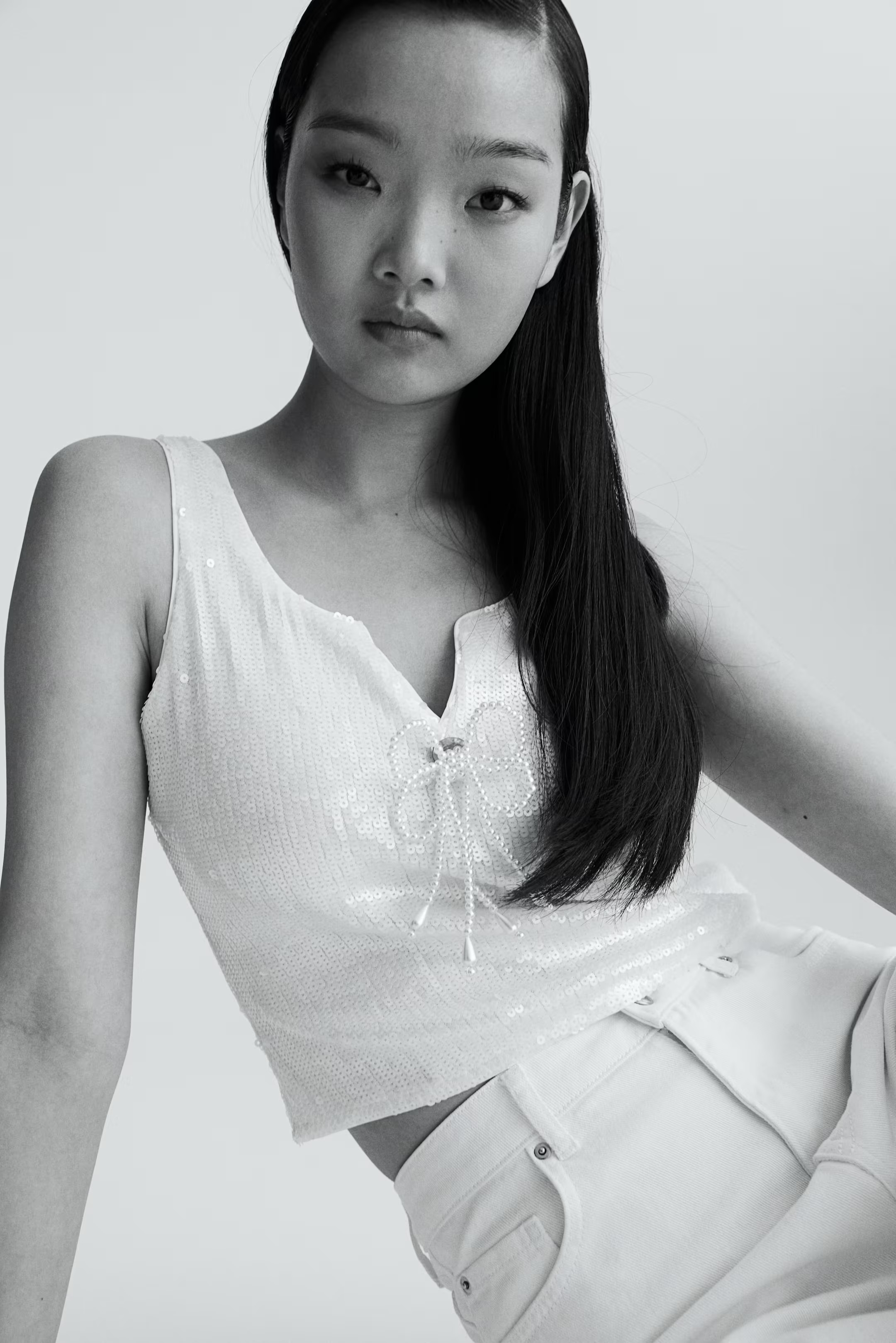 Bow-Detail Sequined Top - Cream - Ladies | H&M US | H&M (US + CA)