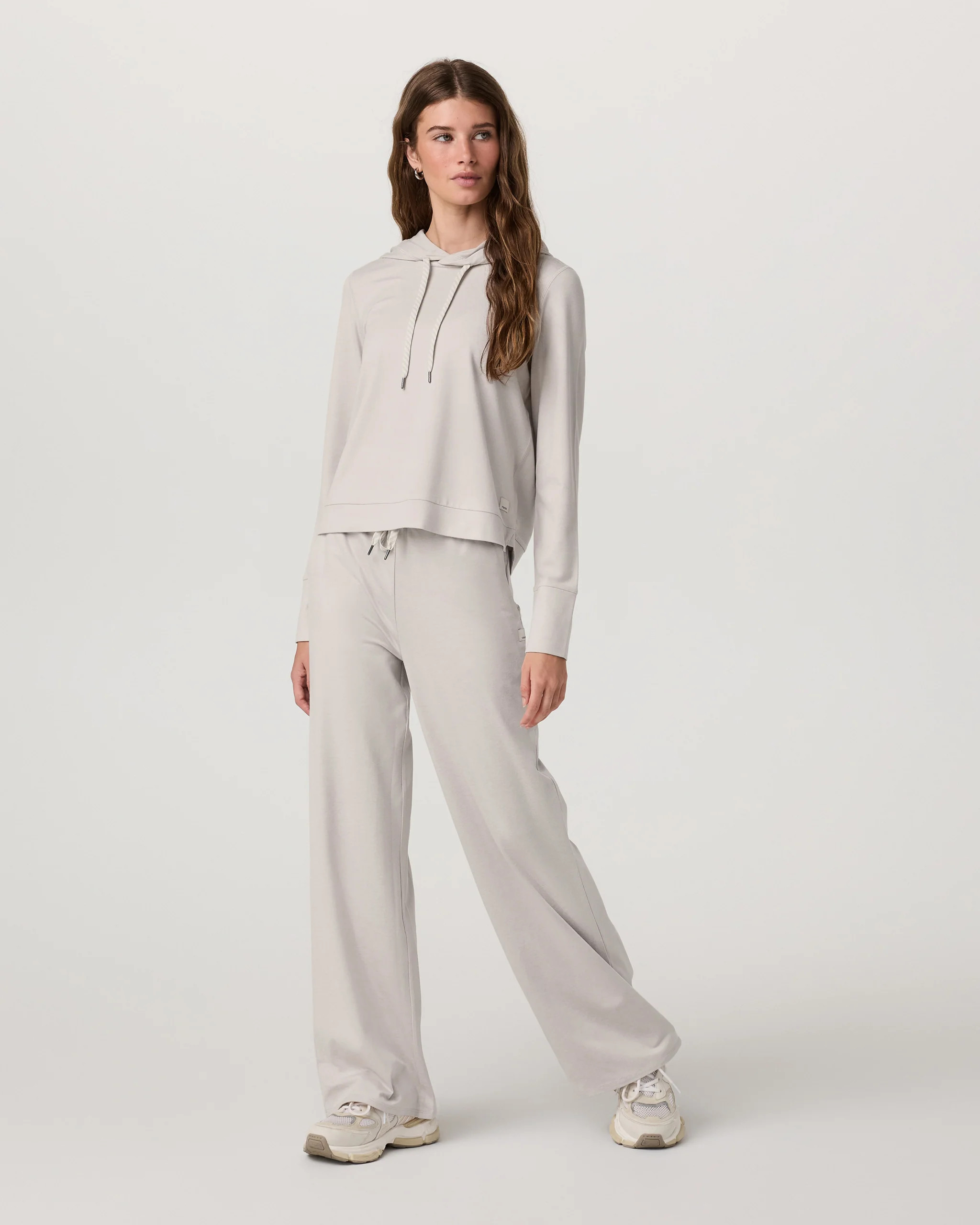 Halo Essential Hoodie | Vuori Clothing (US & Canada)