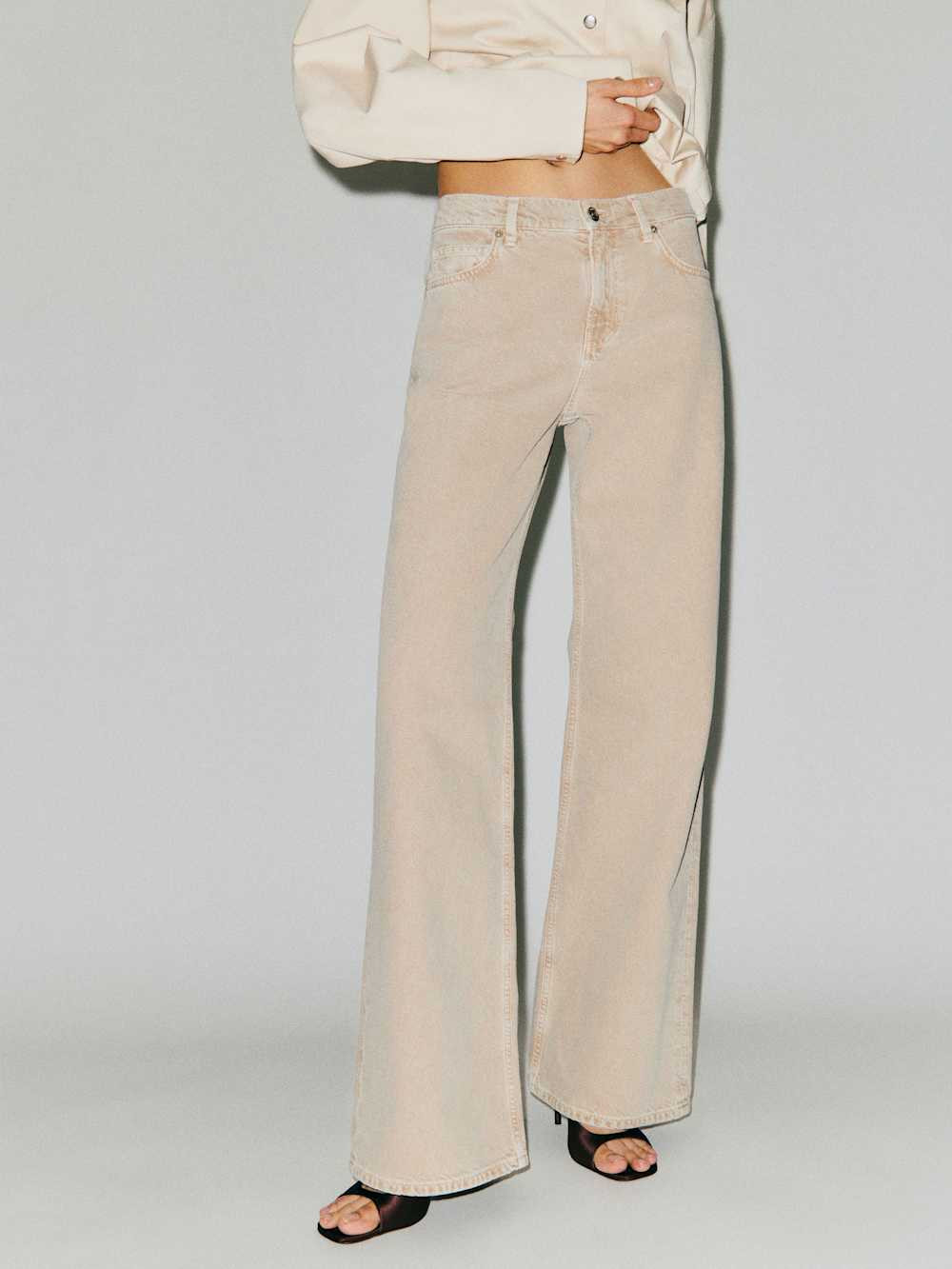 Cary Low Rise Slouchy Wide Leg Jeans | Reformation (Global)