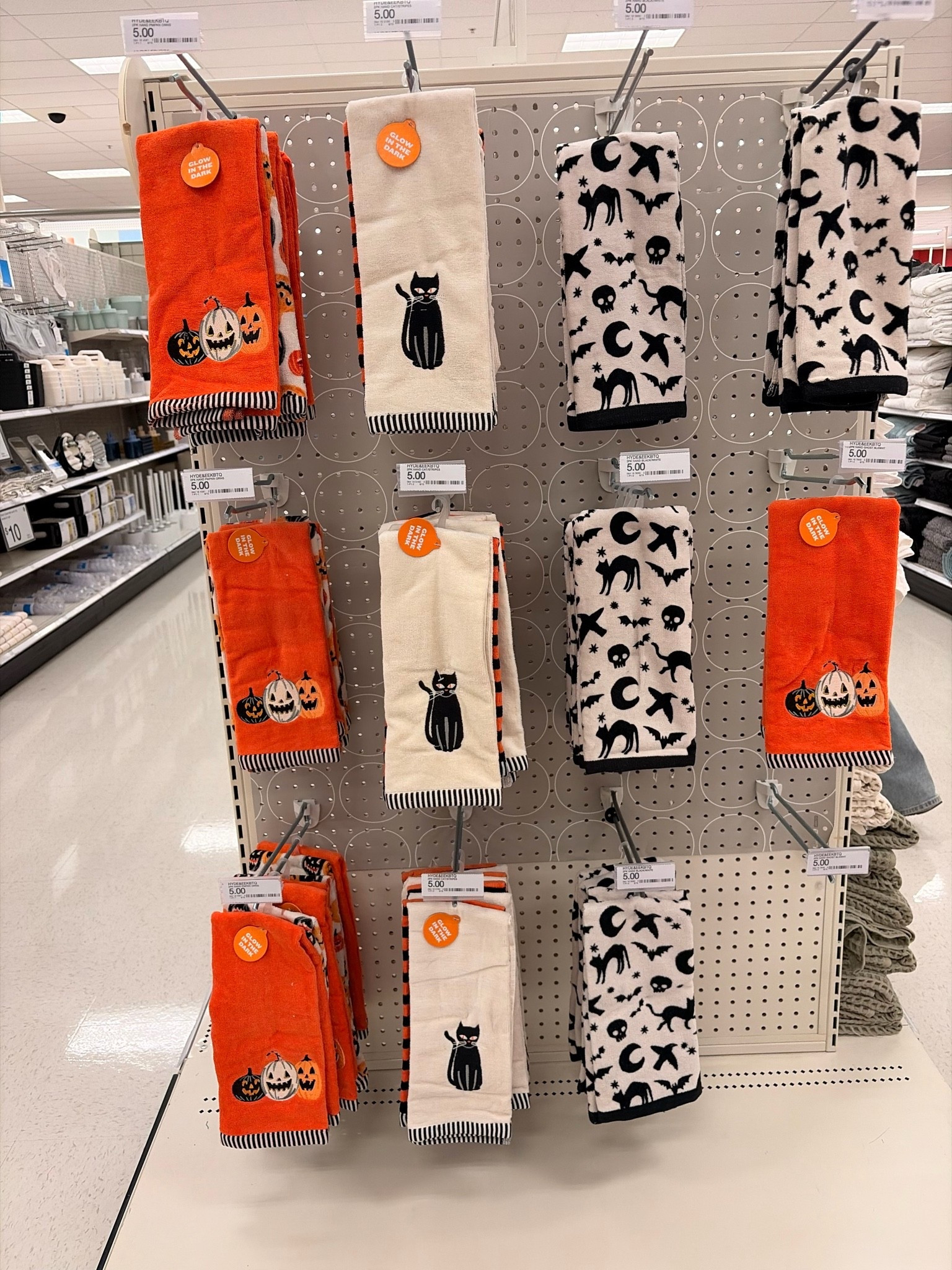 New spooky season finds  @Target 


Halloween decor, Halloween

#LTKHome #LTKmomlife #LTKSeasonal