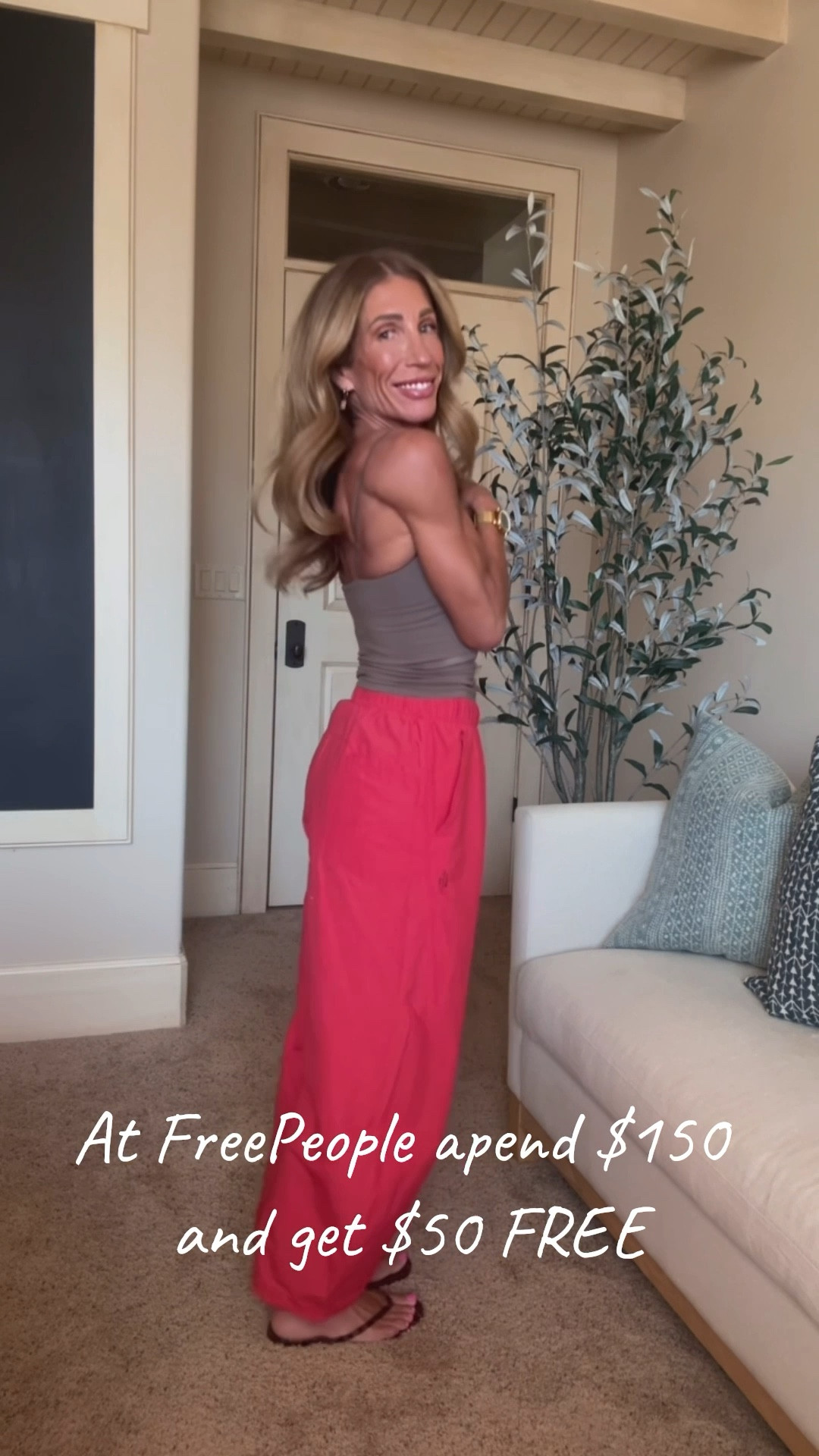 Pants xs. Top xs/s @freepeople 

#LTKSeasonal #LTKOver40 #LTKPetite