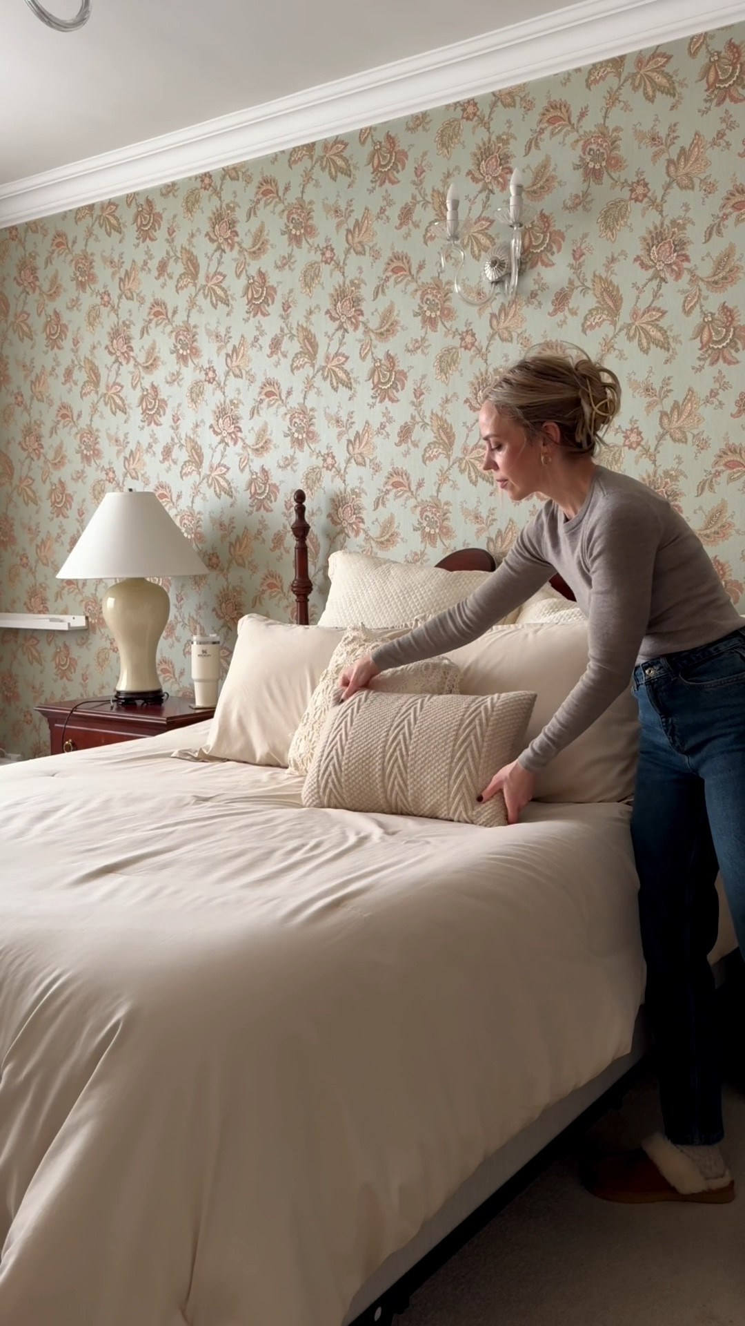 Bedding refresh, morning routine, Amazon comforter set, fleece bedsheets, cable knit pillow, Target home 

#LTKHome #LTKmorningroutine #LTKdayinmylife