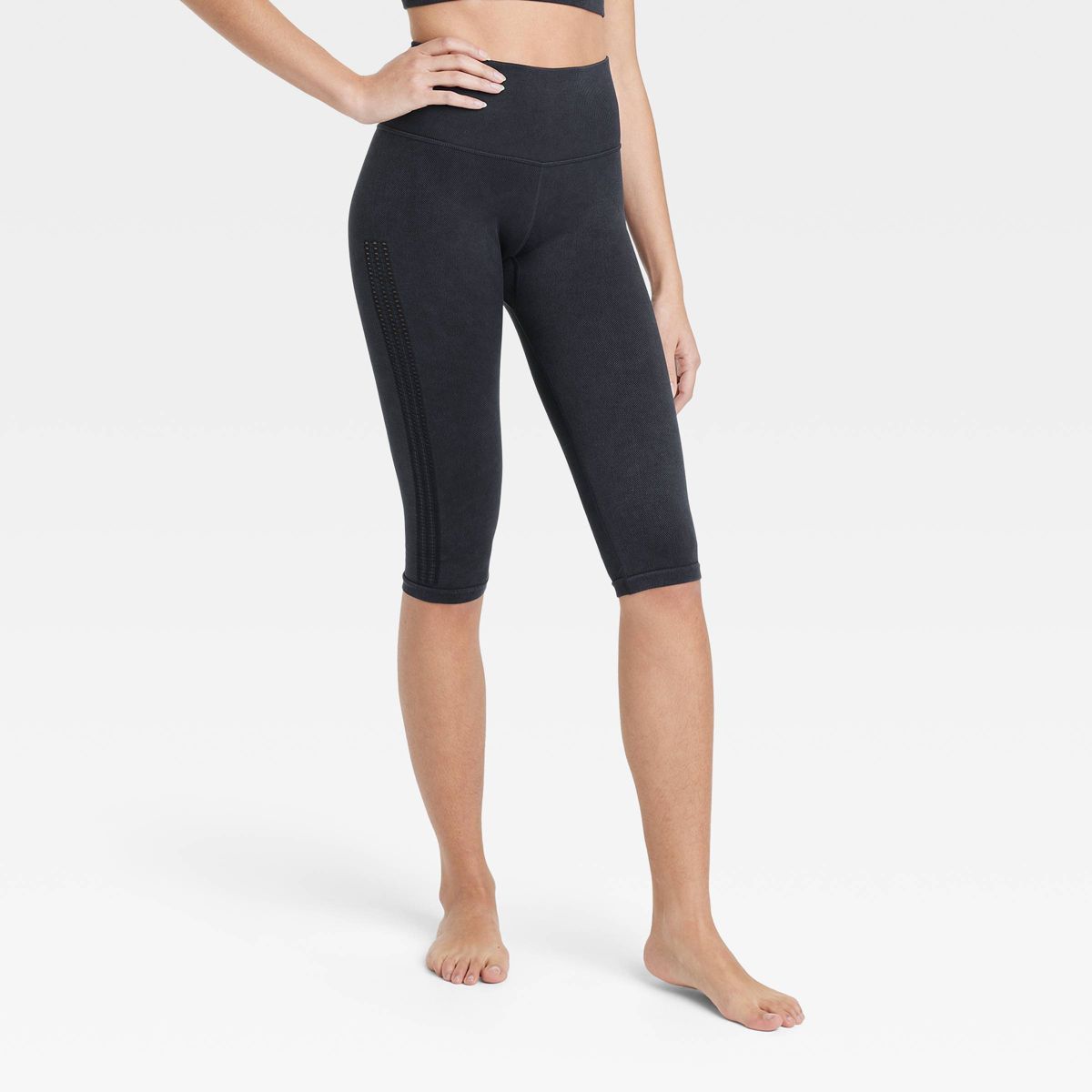 Women's Seamless High-Rise Capri Leggings - JoyLab™ | Target