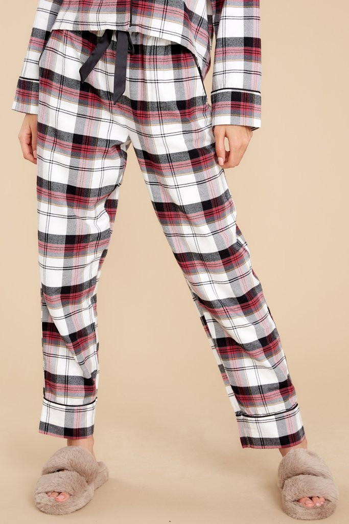 Dream State Vanilla Ice Plaid Pajama Pants | Red Dress 