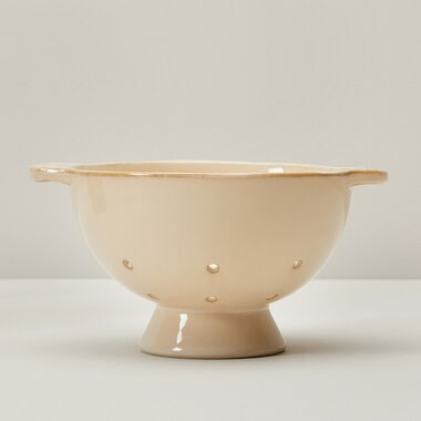 STONEWARE COLANDER, CEMENT | Indigo (CA)