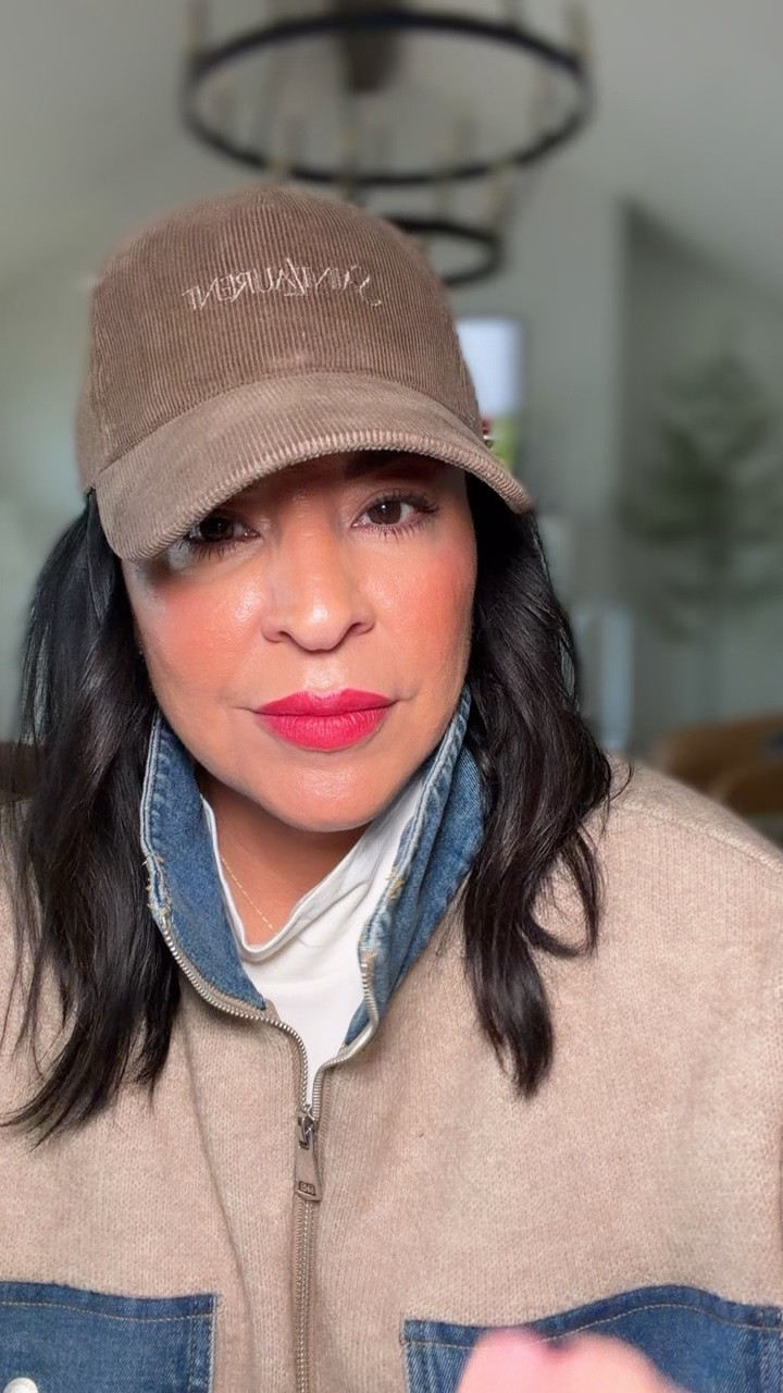 Jacket size medium but a large would have worked also.

#LTKWorkwear #LTKTravel #LTKOver40