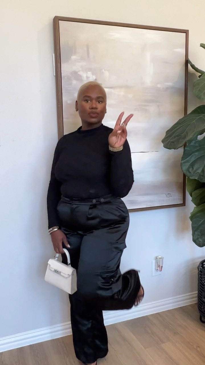 STYLE-MAS Day 4
#targetstyle
#amazonfashion


#LTKstyletip #LTKHoliday #LTKover40