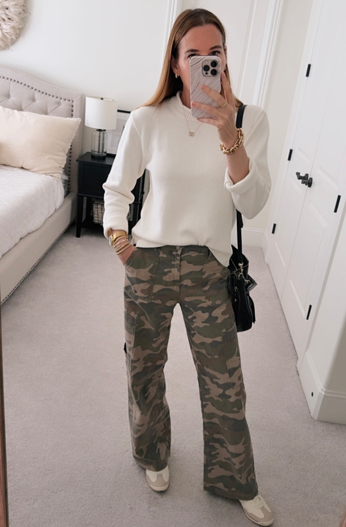 Still loving these camo pants. Great fit and cute with sweaters for fall. 