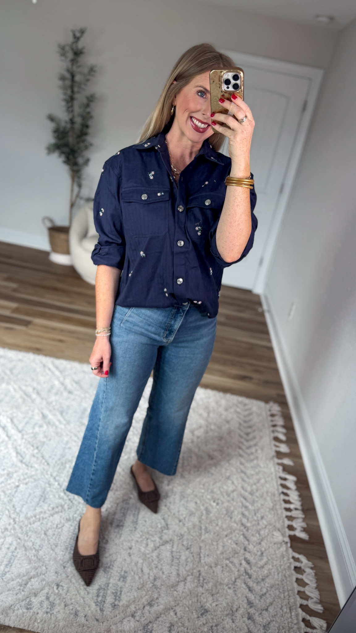 Weekend Walmart Wins try-on
Embellished beaded utility shirt- small, has relaxed fit 
Sofia wide leg cropped jeans- tts 6

#LTKootd #LTKxWalmart