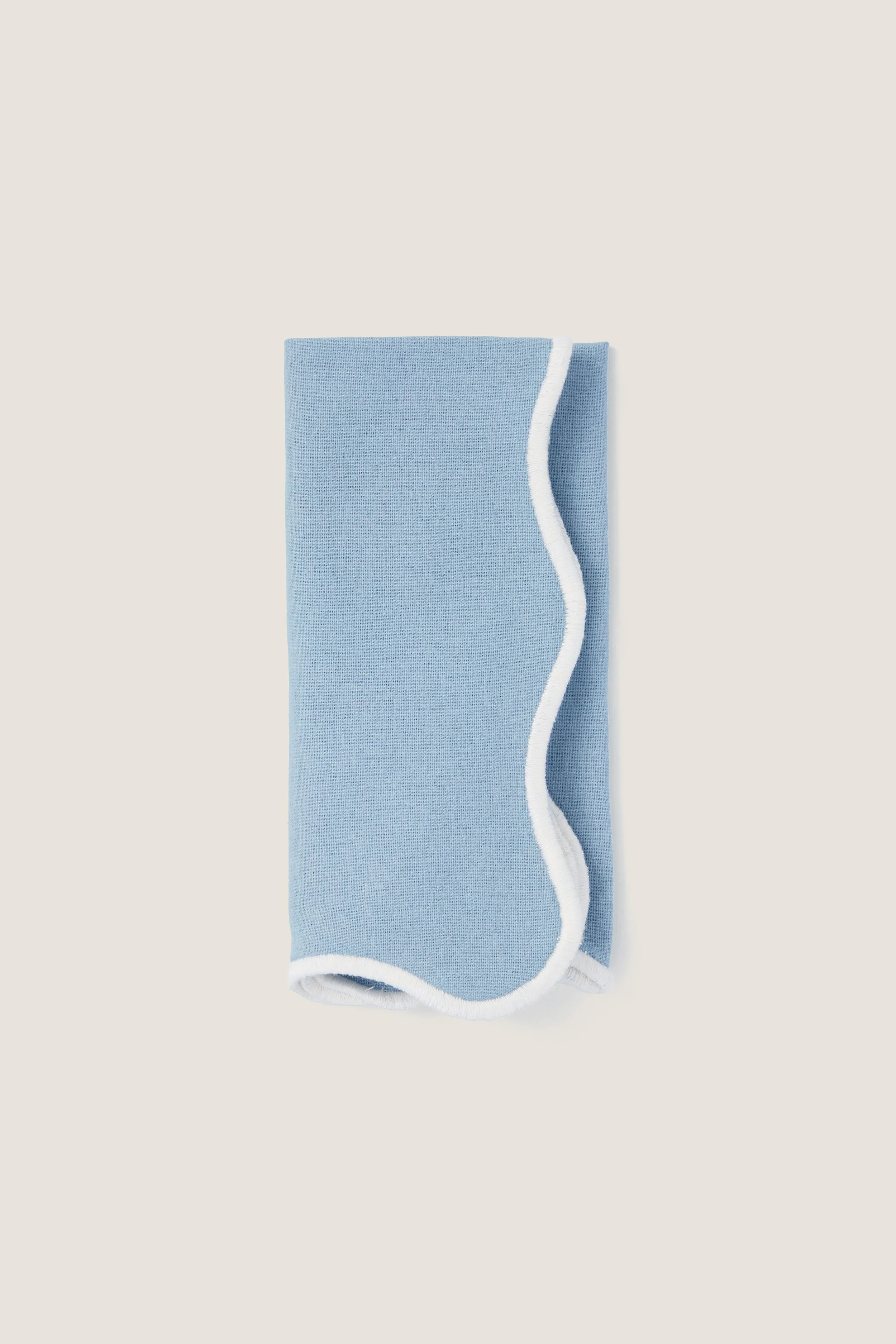Dusty Blue and White Embroidered Scalloped Napkins Set of 4 | Tuckernuck (US)
