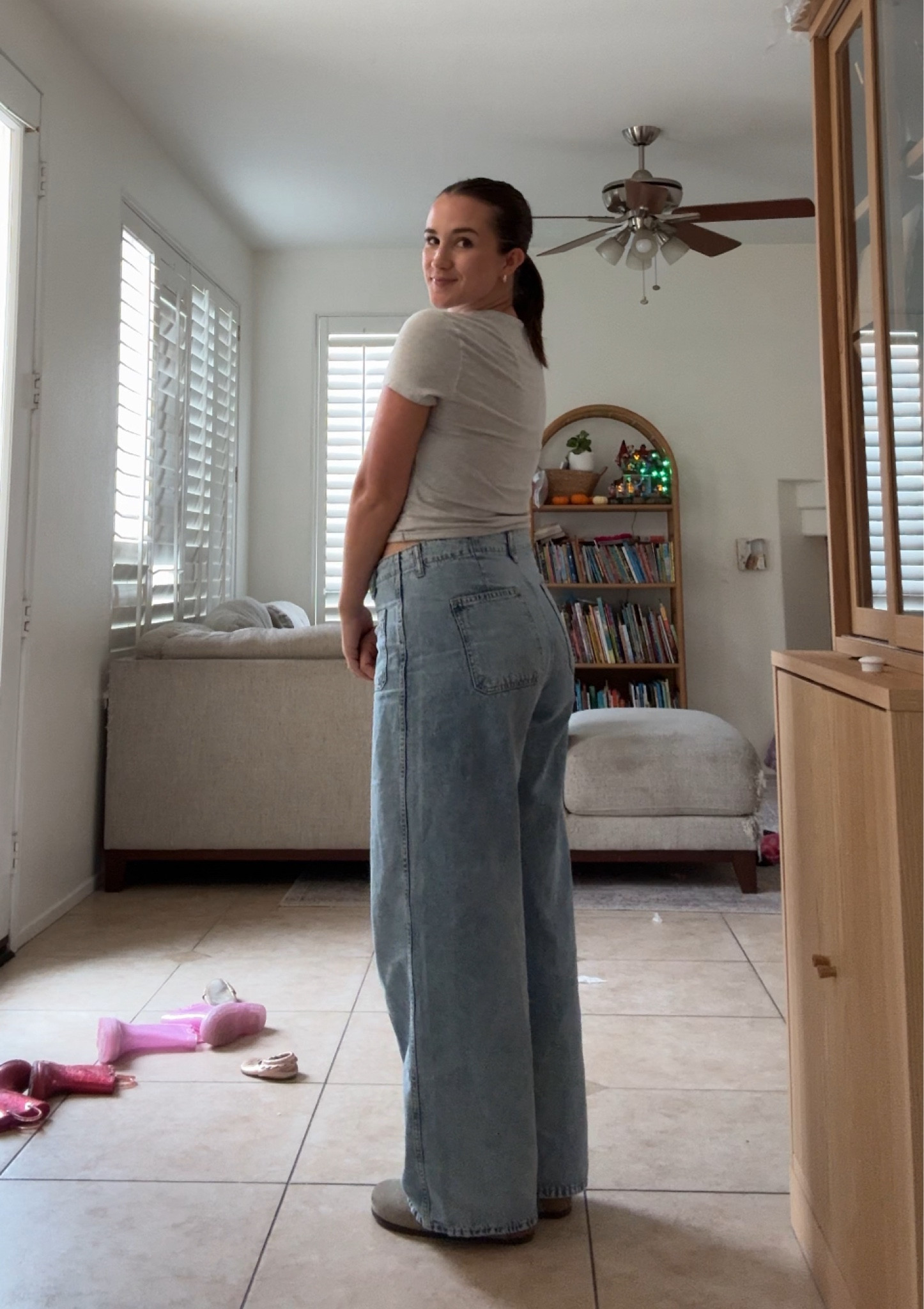 L in the tee! So soft and stretchy 