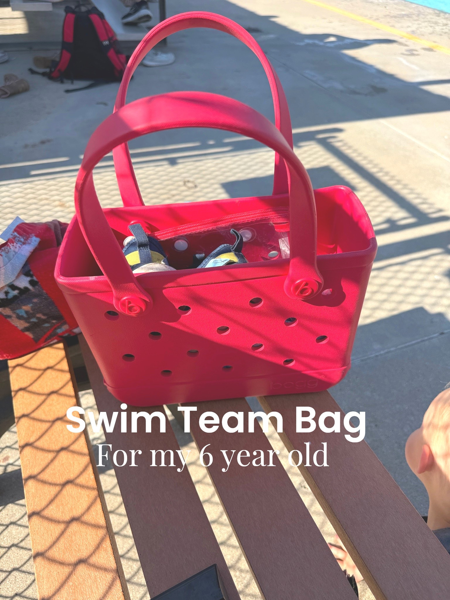 Lightweight, easy to clean, and fits all the essentials (pouch for swim goggles, towel, and clothes)