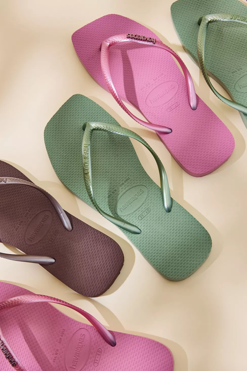 Havaianas Women's Slim Square Flip Flop Sandals | Urban Outfitters (US and RoW)